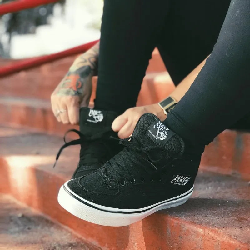 Vans Half Cab Canvas Skate Shoes - Black | Outlet Sale | Perfect for Skateboarding & Casual Wear