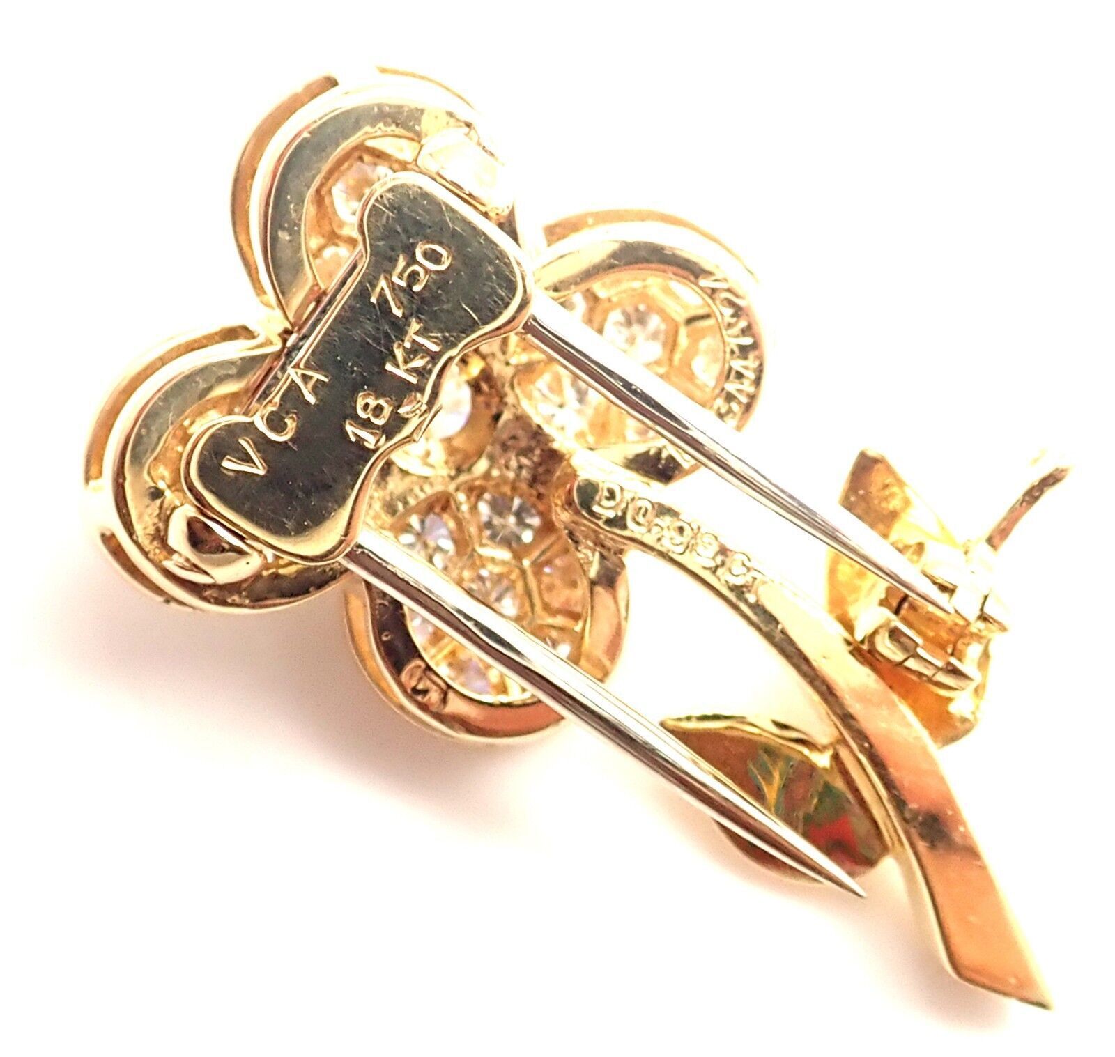 Authentic Van Cleef & Arpels Diamond 18K Yellow Gold Flower Pin Brooch - Vintage Luxury Jewelry for Women - Perfect for Weddings, Parties & Special Occasions