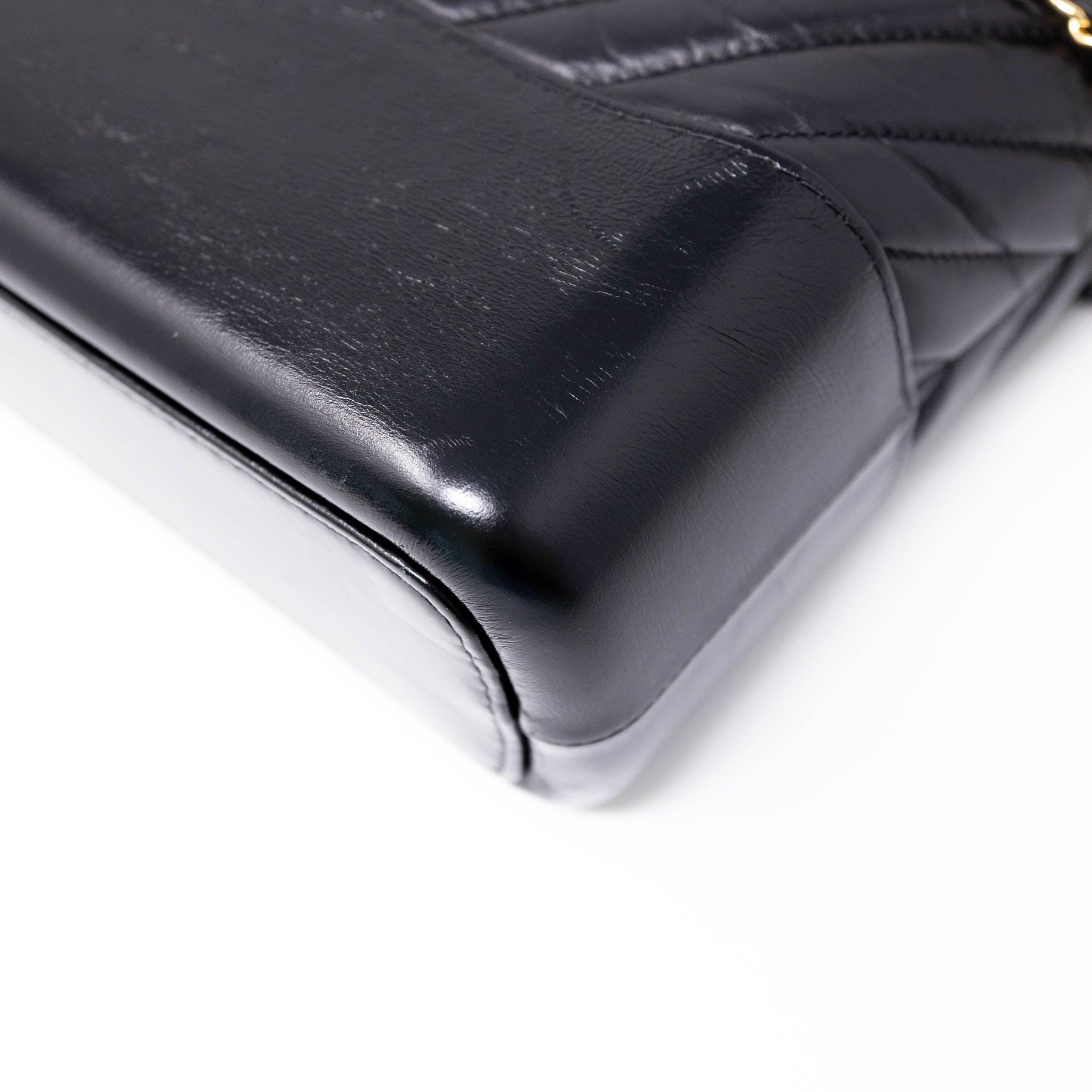 Chanel Black Chevron Medium Gabrielle Hobo Bag - Luxury Designer Handbag for Women, Perfect for Work, Travel & Everyday Use