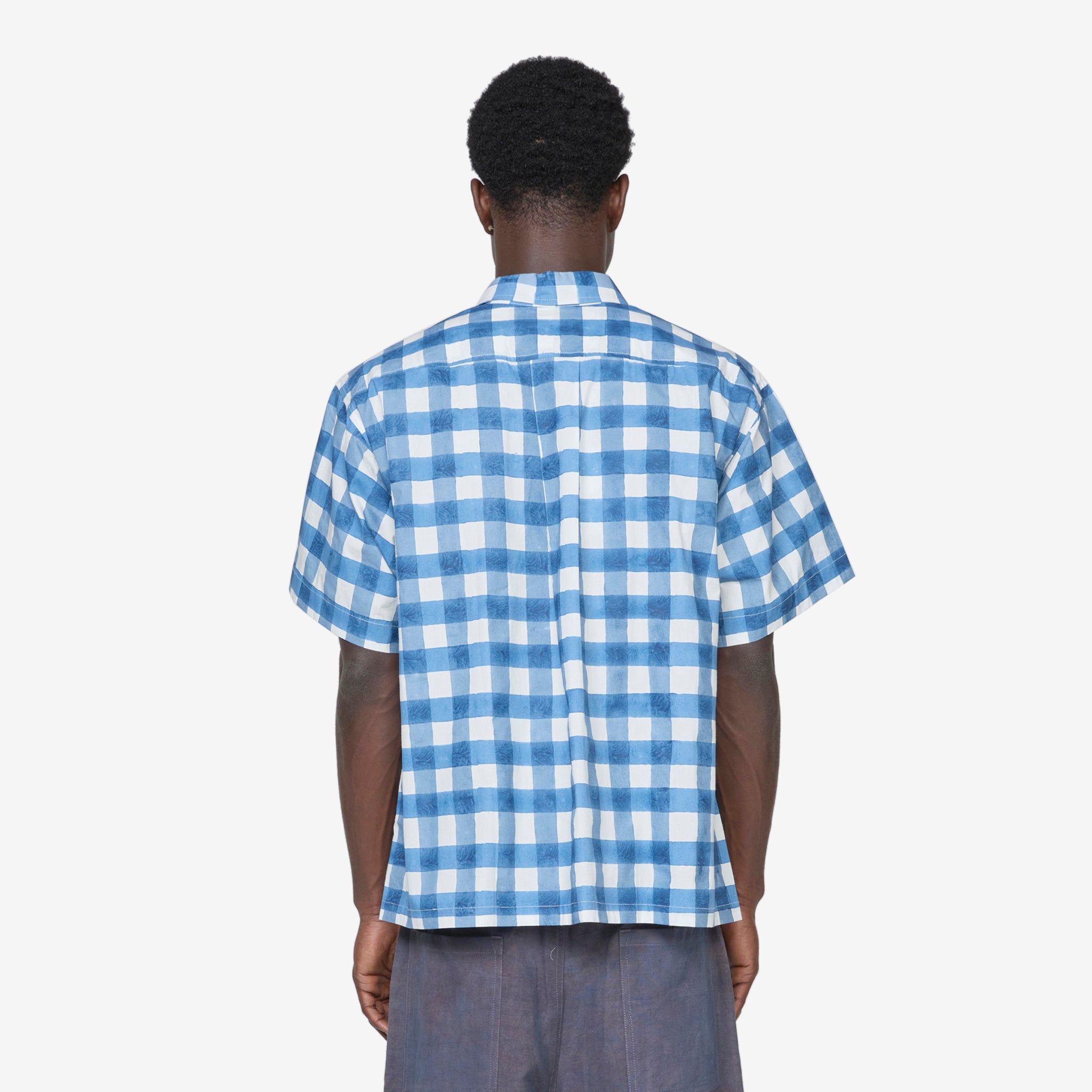 Stylish Conch Print Shirt - Trendy Chunky Gingham Button-Up for Men & Women | Perfect for Beach Vacations, Summer Outings & Casual Wear