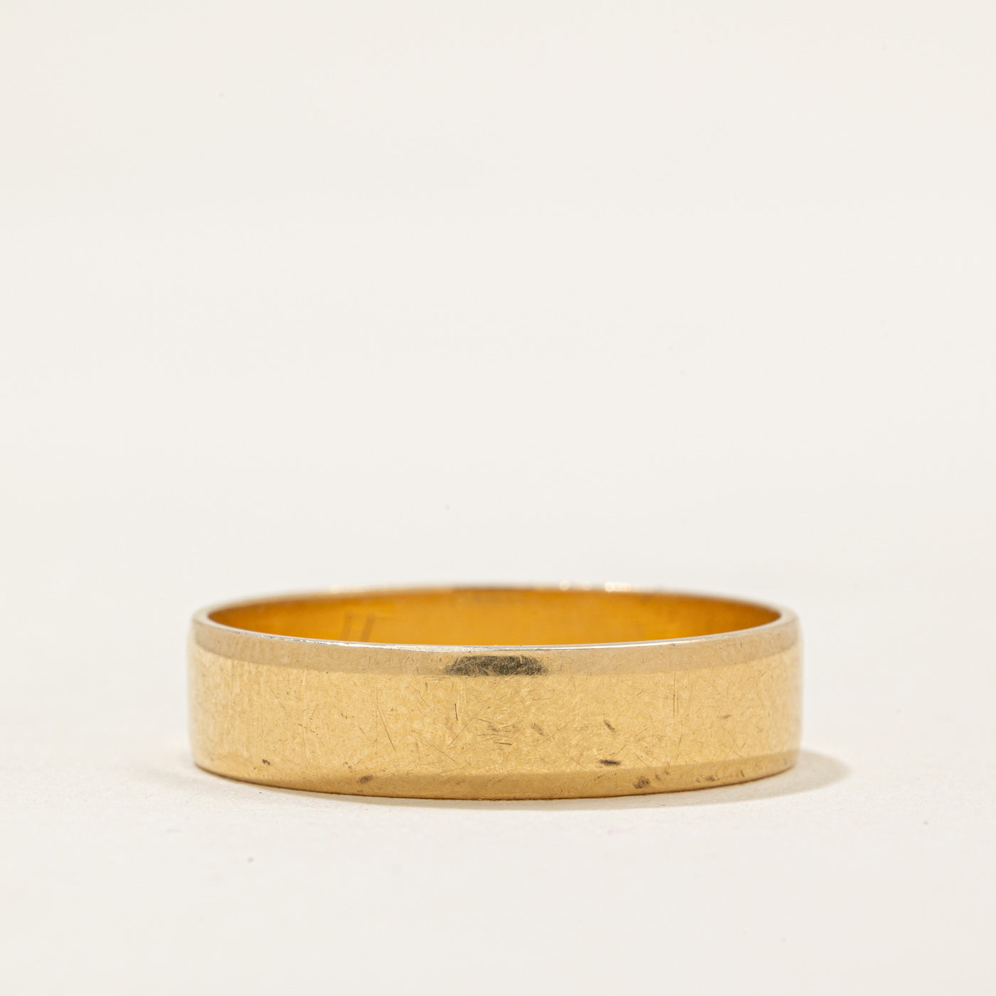 1991 London 18k Yellow Gold Wedding Band Ring - 5.10mm Width - Size 10.75 - Classic Vintage Wedding Jewelry for Men & Women - Perfect for Anniversaries, Engagements & Special Occasions