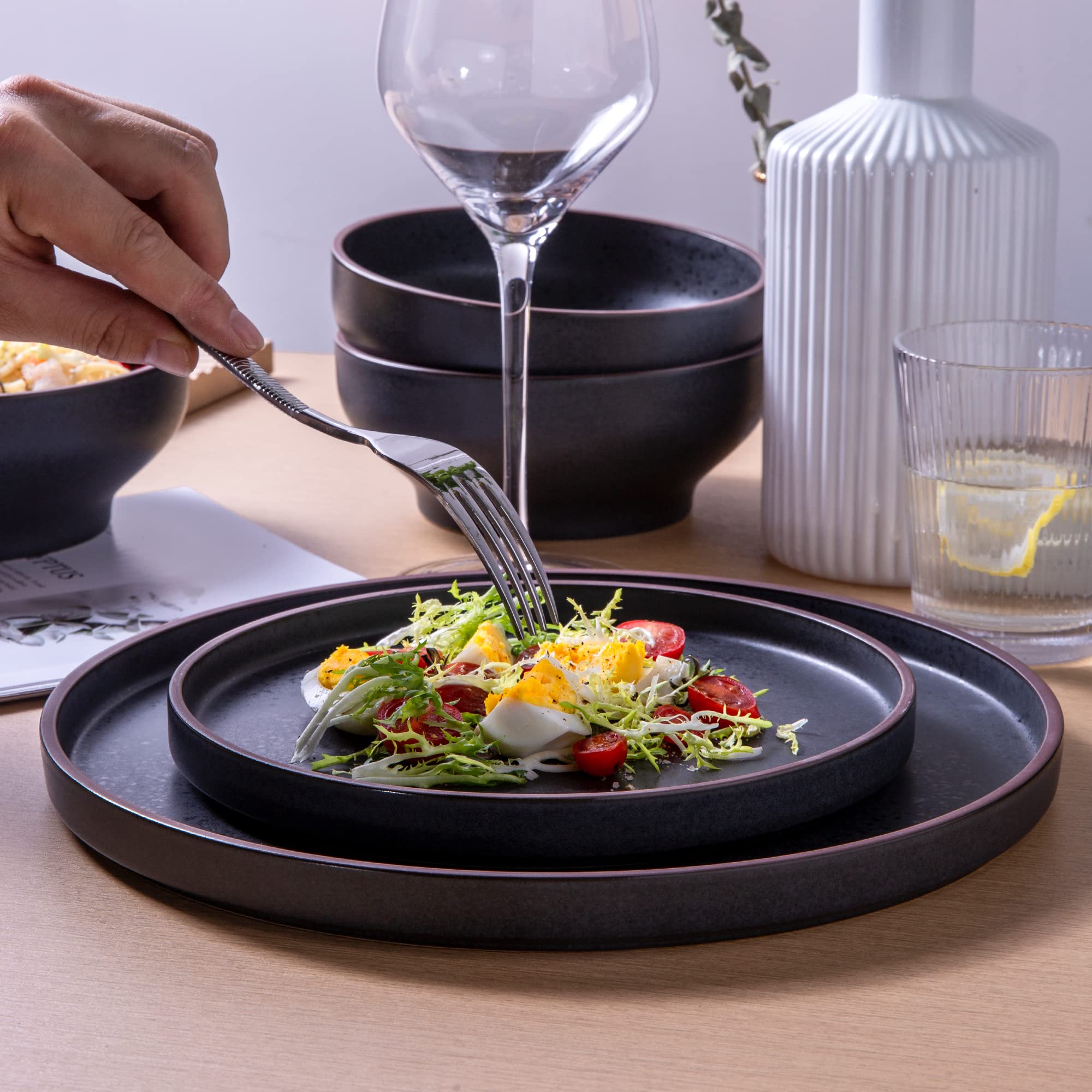 LERATIO 6-Piece Ceramic Dinner Plates Set - 10.75 Inch Large Round Plates, Microwave & Dishwasher Safe, Oven-Friendly Modern Dinnerware - Coffee Rim Design - Perfect for Family Dinners, Restaurants & Entertaining Guests