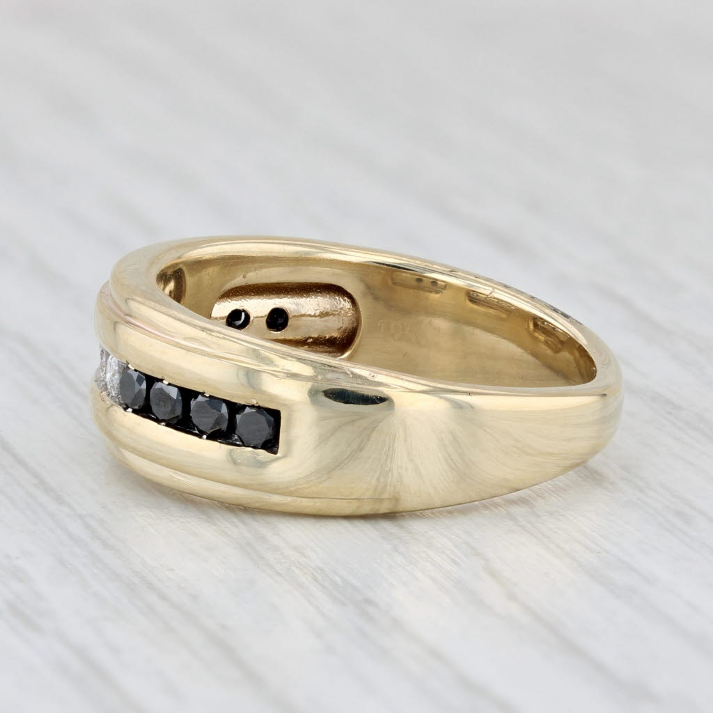 0.48ctw Black & White Diamond Men's Wedding Ring - 10k Yellow Gold Size 10 - Elegant Wedding Band for Men, Anniversary Gift, Engagement Ring - Perfect for Proposals, Weddings & Special Occasions