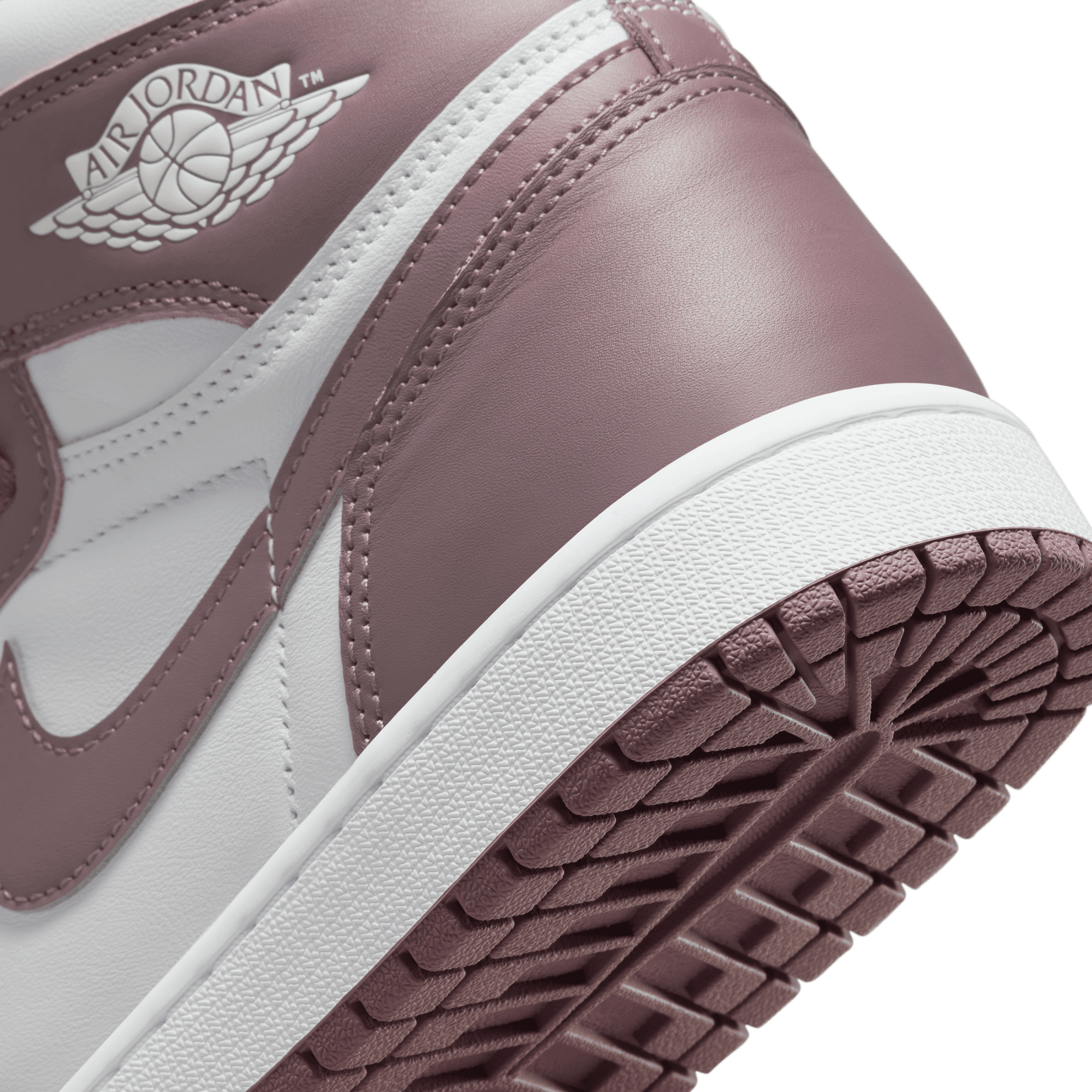 AIR JORDAN 1 RETRO HIGH OG MAUVE Sneakers - Men's Basketball Shoes for Casual Wear & Street Style - Perfect for Sports, Gym, and Everyday Fashion