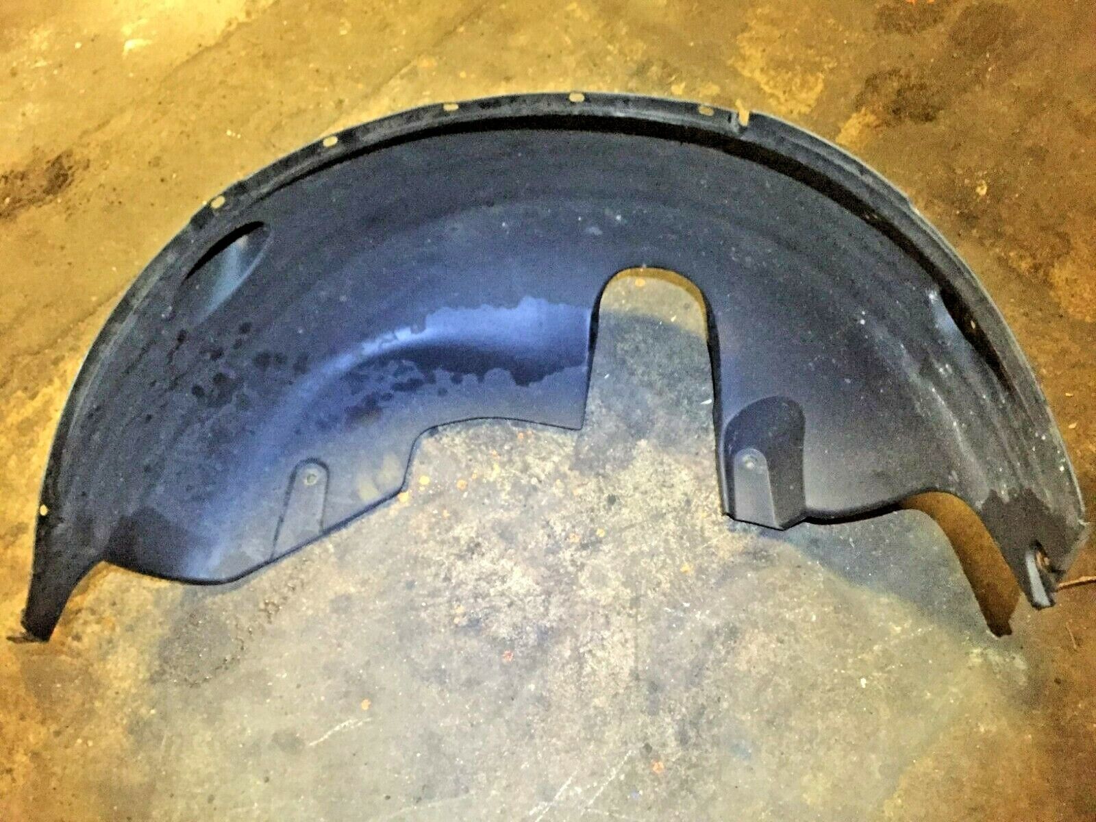 2004-2010 BMW X3 E83 Rear Left Wheel Arch Liner Splash Guard - OEM Quality Replacement Part #D34 - Perfect for Off-Road Protection & Mud Flap Installation
