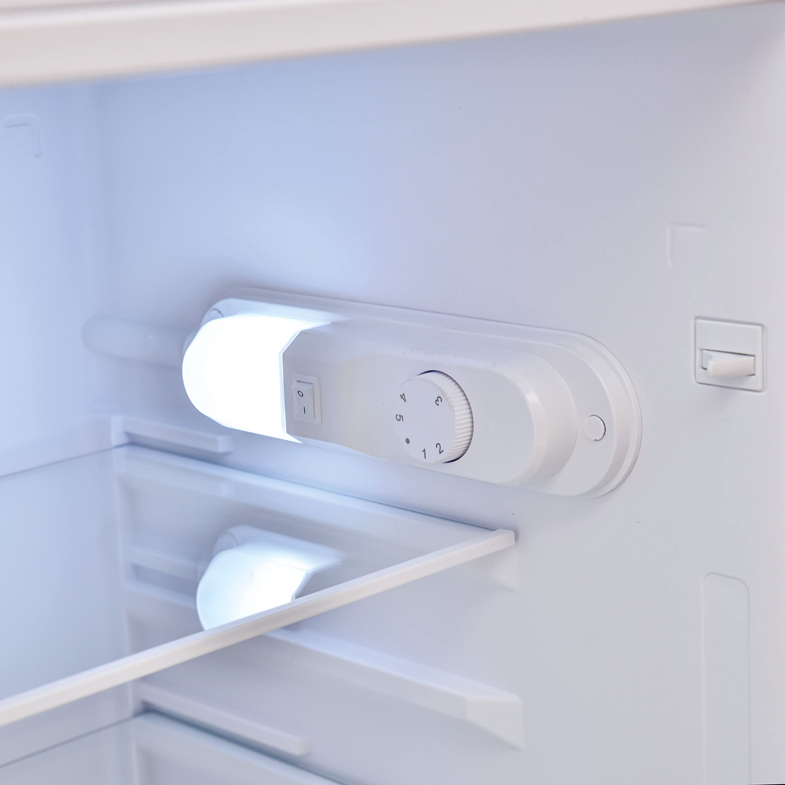 CANDY CDV1S514FS 212L Silver Freestanding Refrigerator and Freezer - Perfect for Kitchens, Apartments, and Small Spaces