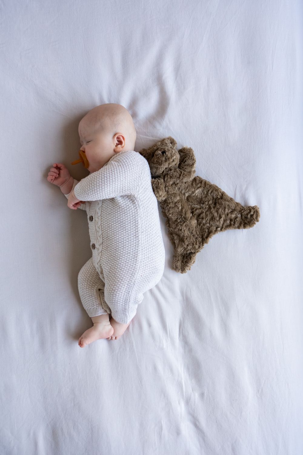 Benny the Bear Plush Toy - Cute & Cuddly Stuffed Animal for Kids | Perfect Gift for Birthdays, Christmas & Bedtime Comfort