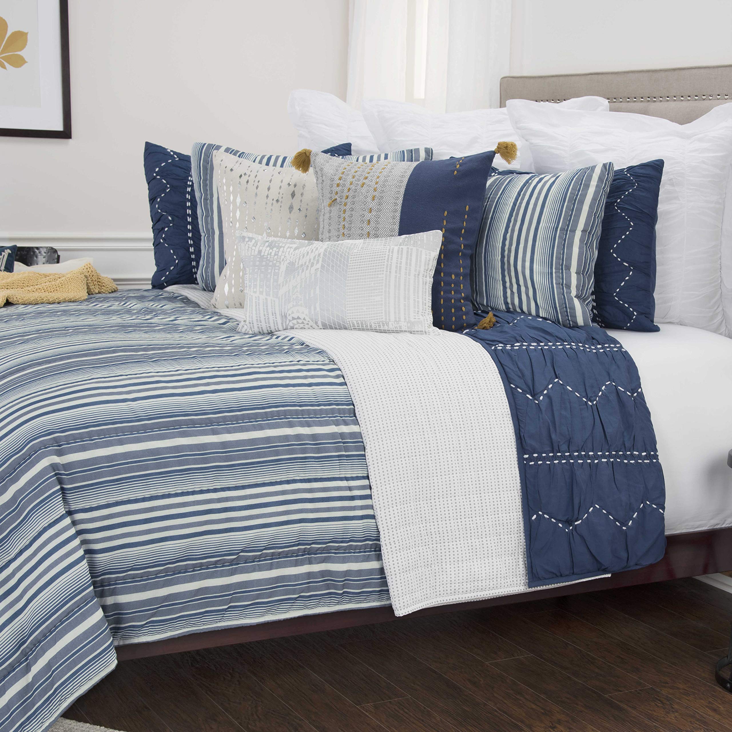 Rizzy Home BQ4779 90x92 Inch Quilt Set - Soft & Cozy Bedding for Queen Size Beds - Perfect for Winter Nights & Home Decor