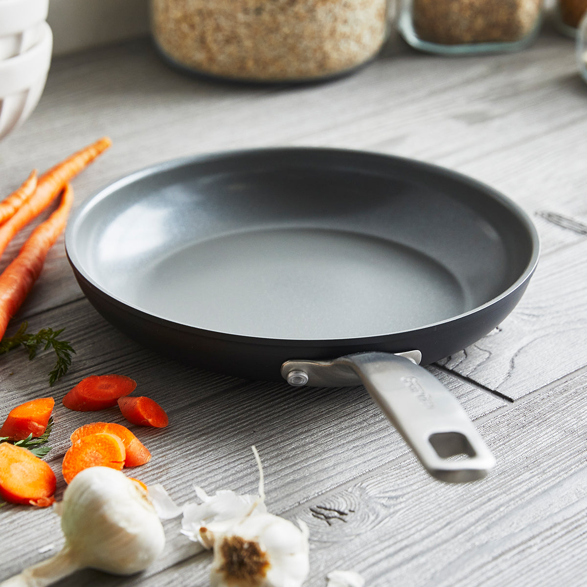 Chatham Ceramic Nonstick 11-Inch Frying Pan - Non-Toxic, PFOA-Free Cookware for Healthy Cooking - Perfect for Sautéing, Frying & Omelets
