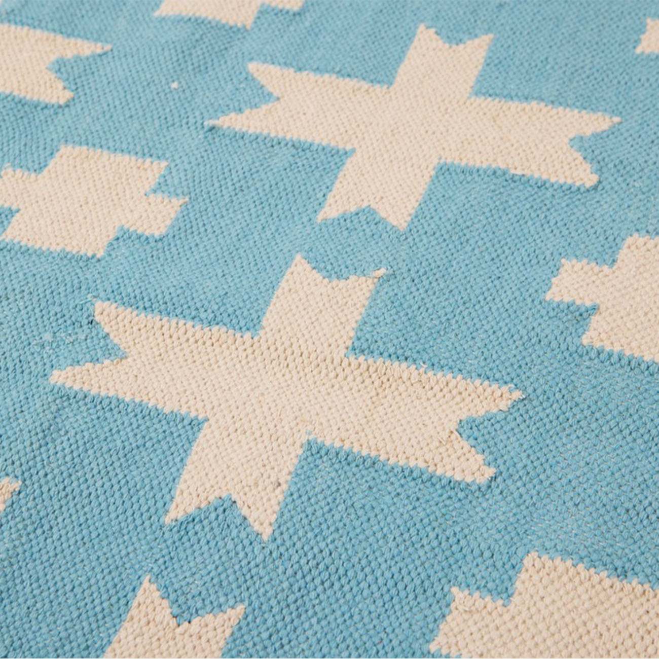 Chunky Cotton Sky Blue Area Rug - Soft and Durable Handmade Rug for Living Room, Bedroom, Nursery - Perfect for Cozy Home Decor and Modern Interior Design