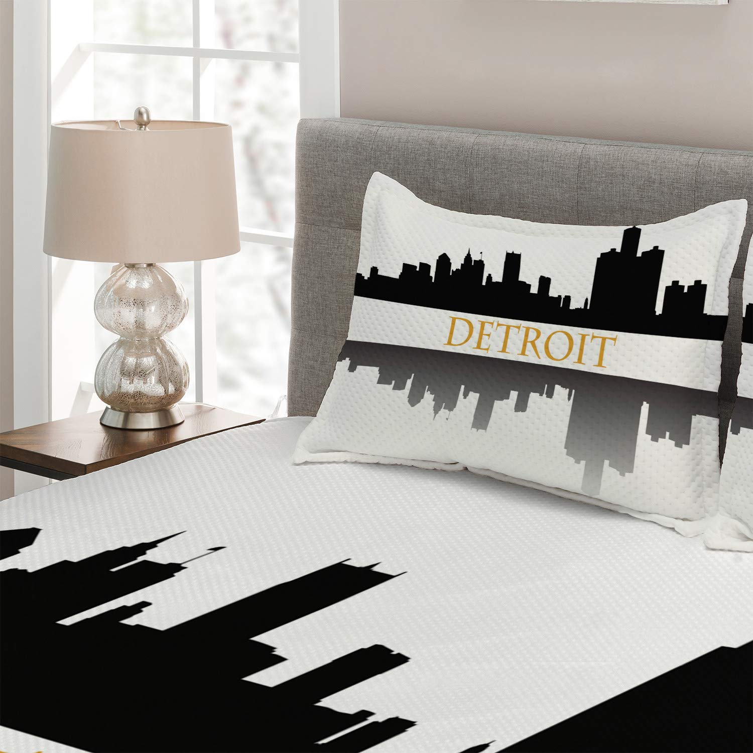 Lunarable Detroit Skyline Bedspread Set - 3 Piece Quilted King Size Coverlet with 2 Pillow Shams, Earth Yellow & Black, Michigan Cityscape Design | Perfect for Home Decor, Guest Room Bedding & American Travel Theme Bedrooms