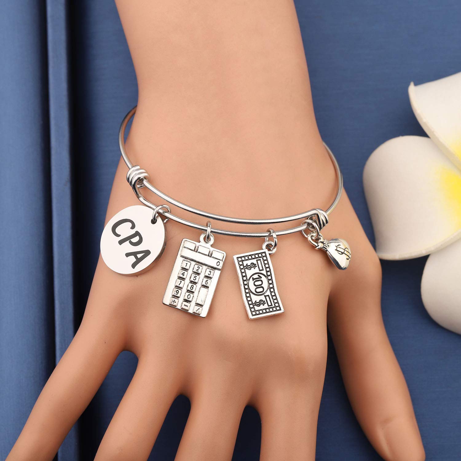 MYOSPARK CPA Accountant Bracelet - Elegant Calculator Charm Bracelet for Accounting Professionals - Perfect CPA Graduation Gift for Women - Office Wear, Business Meetings & Accounting Events