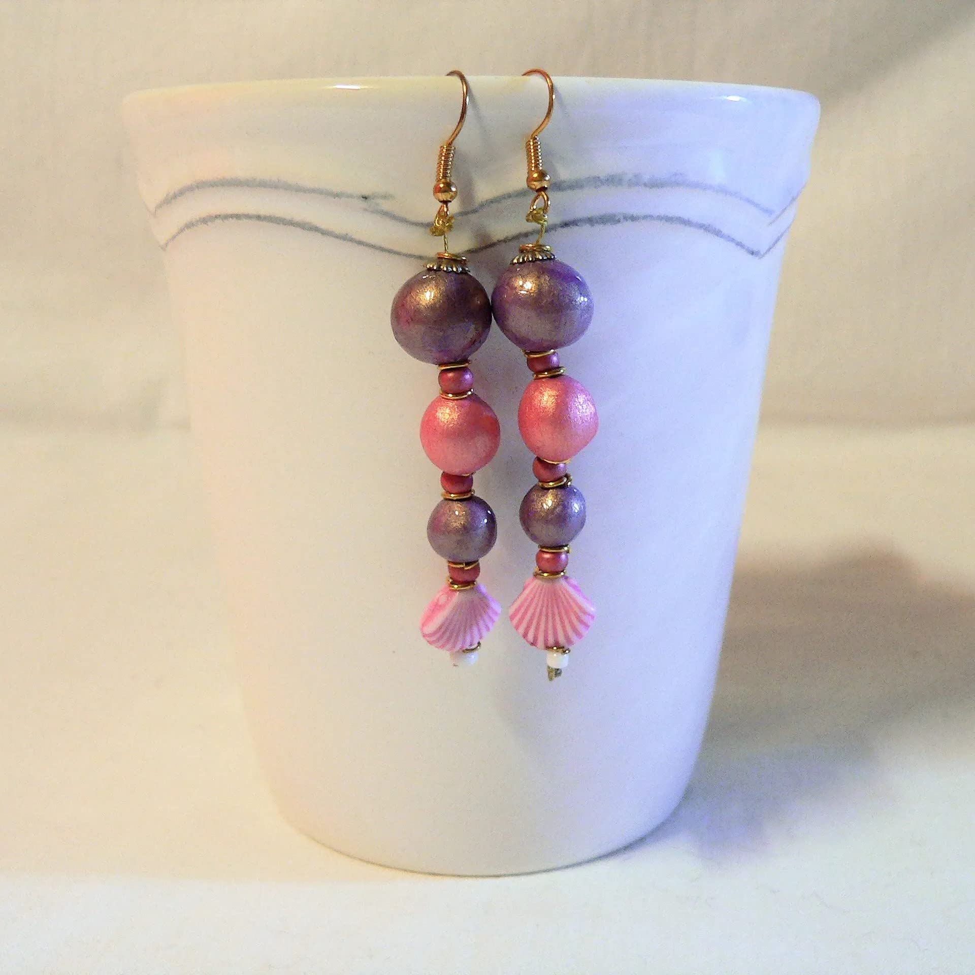 Stylish Ceramic Shell & Crustacean Earrings for Women - Purple & Pink Dangle Jewelry - Perfect for Beach Parties, Summer Outfits & Boho Fashion