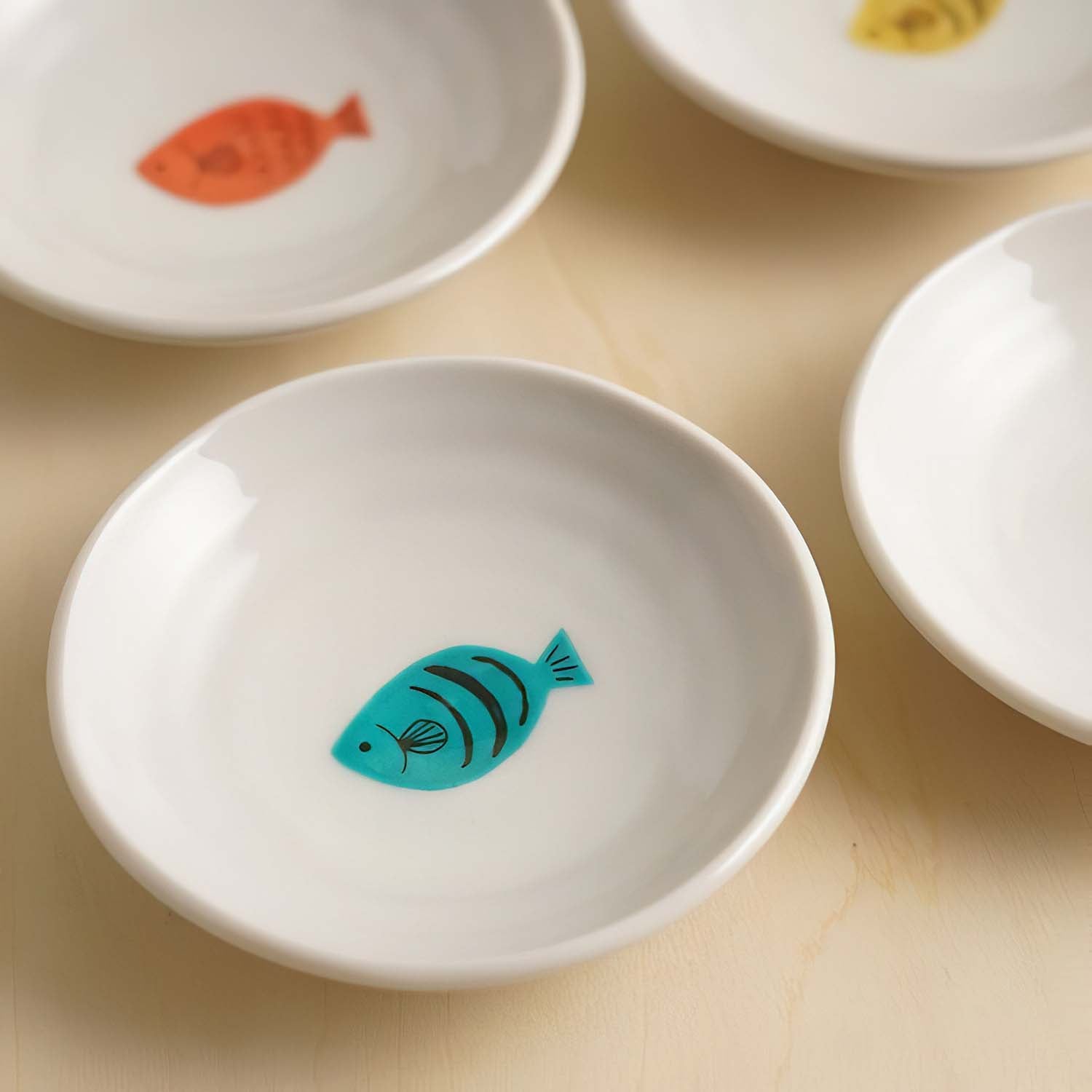 Harekutani Porcelain Small Fish Appetizer Plates Set of 4 - Elegant Japanese Ceramic Dish for Sushi, Desserts & Tapas Serving - Perfect for Dinner Parties, Home Decor & Gift Giving