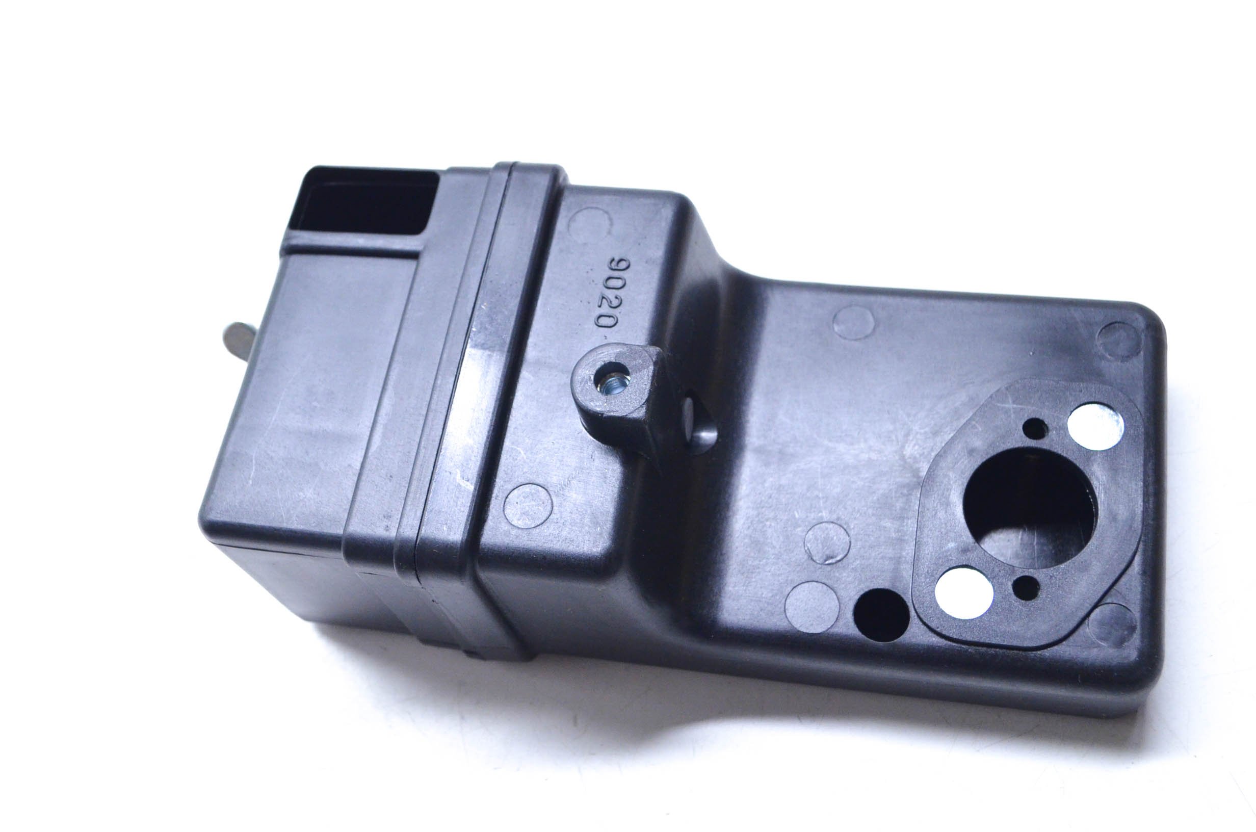 High-Quality Air Cleaner Assembly for Cars & Trucks | OEM Replacement Part | Improves Engine Performance & Air Filtration