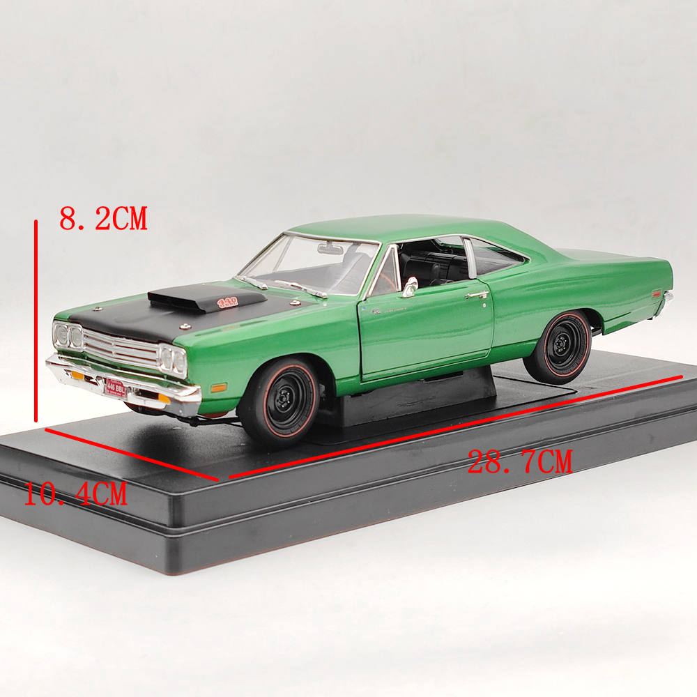 1:18 Scale 1969 1/2 Plymouth Roadrunner 440 6BBL Supercar Diecast Model - Limited Edition Collectible Toy Car in Green - Perfect for Car Enthusiasts, Christmas Gifts & Display Collection