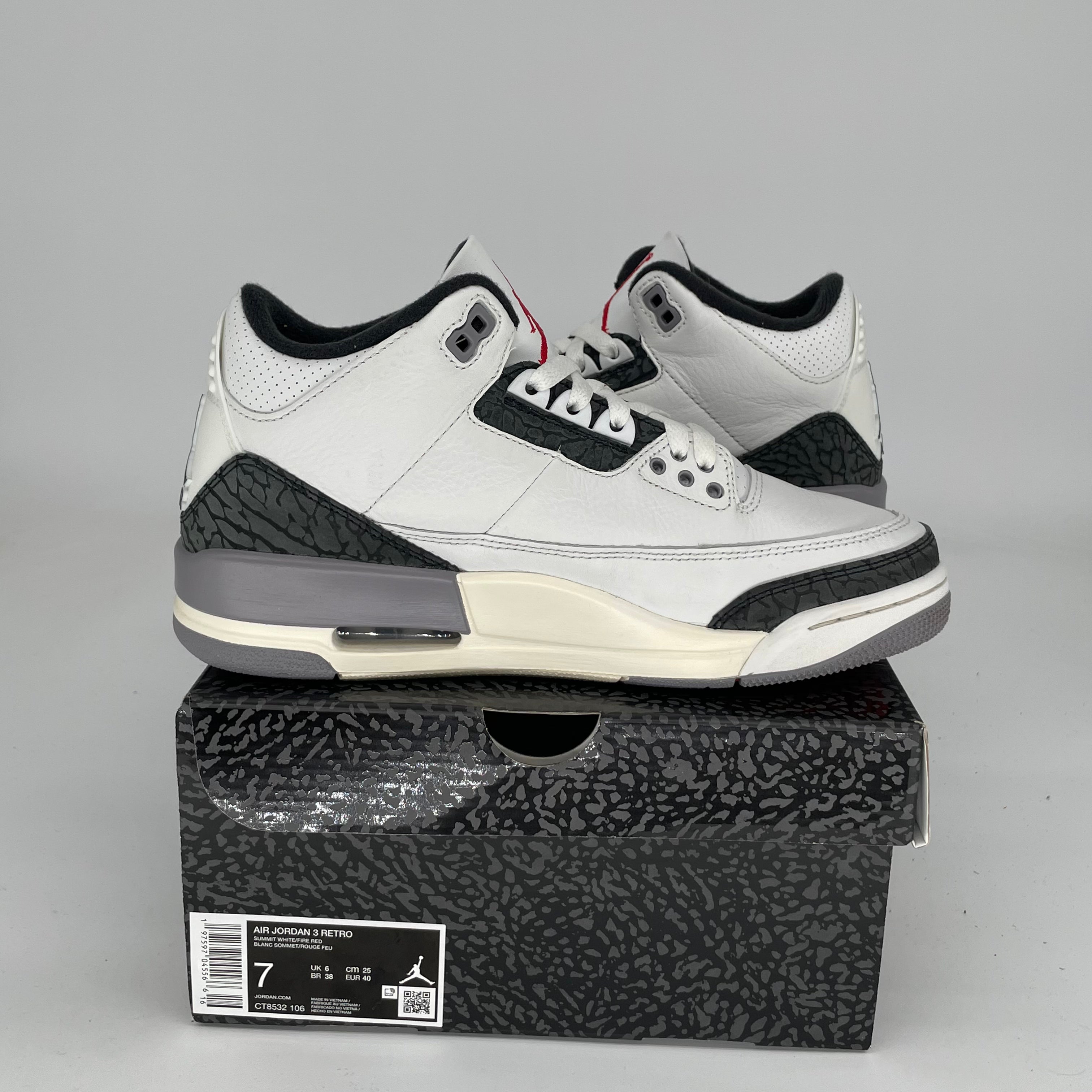 Original Air Jordan 3 Retro 'Cement Grey' Men's Basketball Shoes - Size 7 (CT8532-106) for Streetwear & Sneaker Collection
