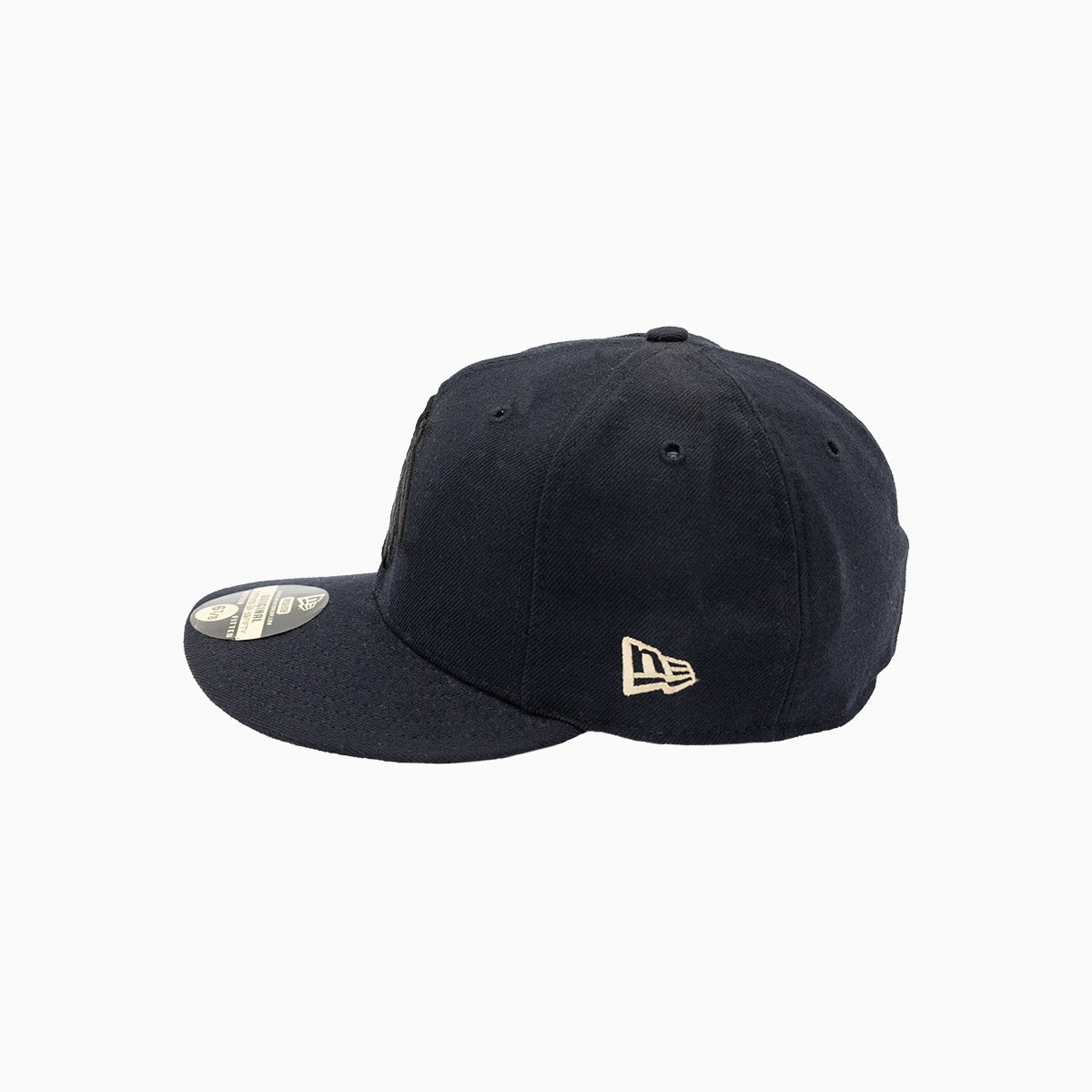 Official Chicago Blackhawks NHL 59FIFTY Fitted Hat - Men's Adjustable Snapback Cap for Hockey Fans - Perfect for Games, Tailgating & Streetwear Fashion