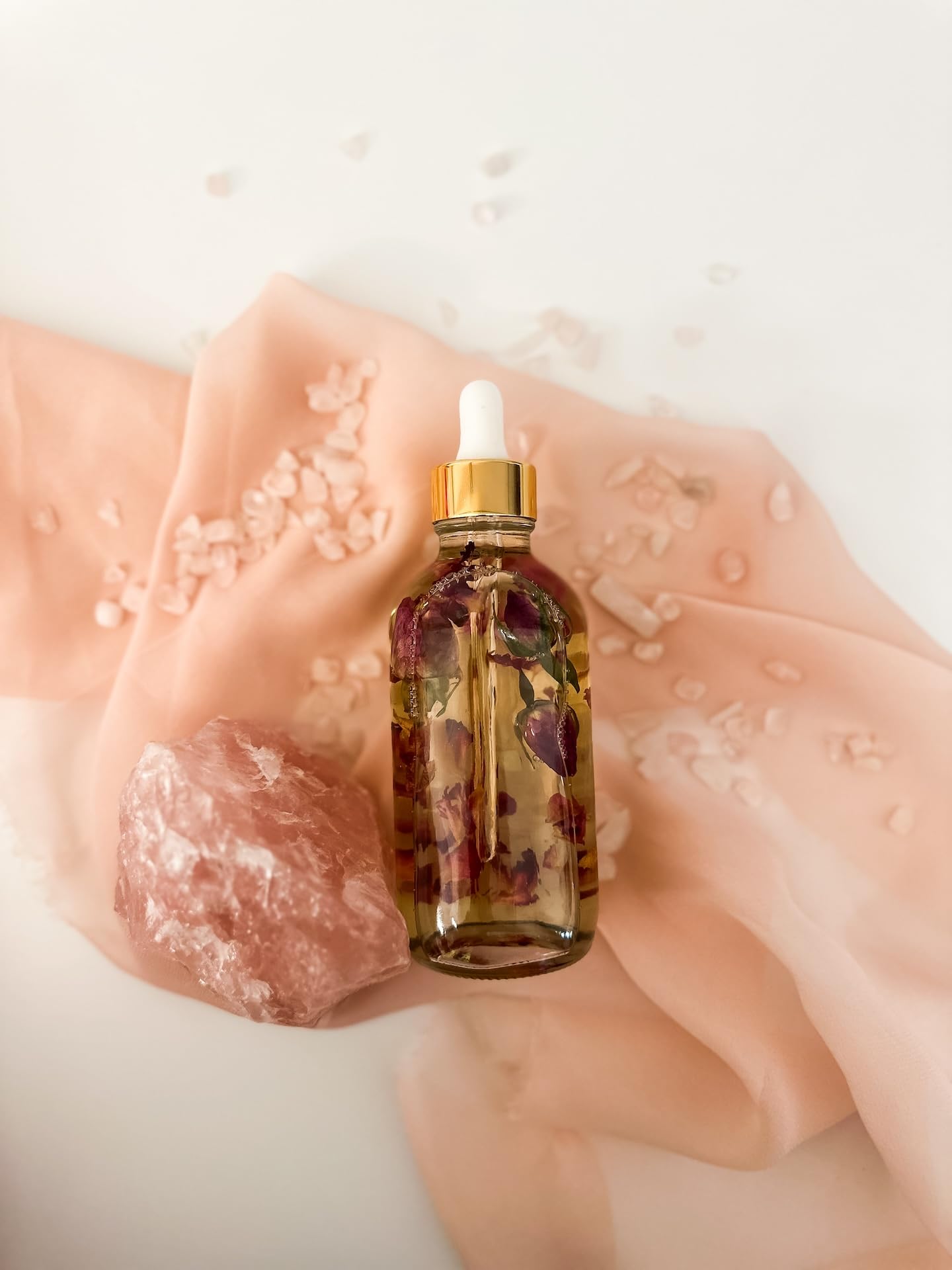 Natural Rose Quartz Body Oil for Hydration & Glow - Perfect for Massage, Aromatherapy & Self-Care Rituals