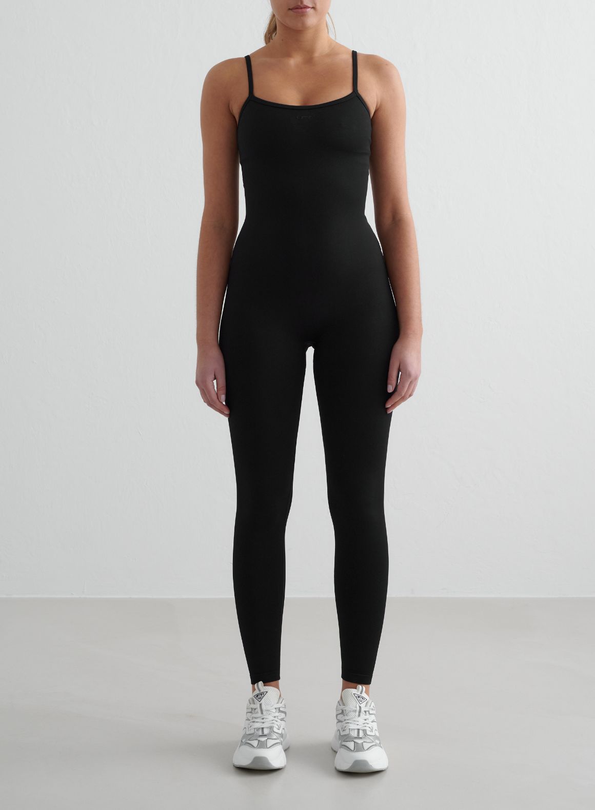 Black Seamless Shapewear Bodysuit for Women - Slimming Full Body Shaper - Perfect for Everyday Wear, Workout & Special Occasions