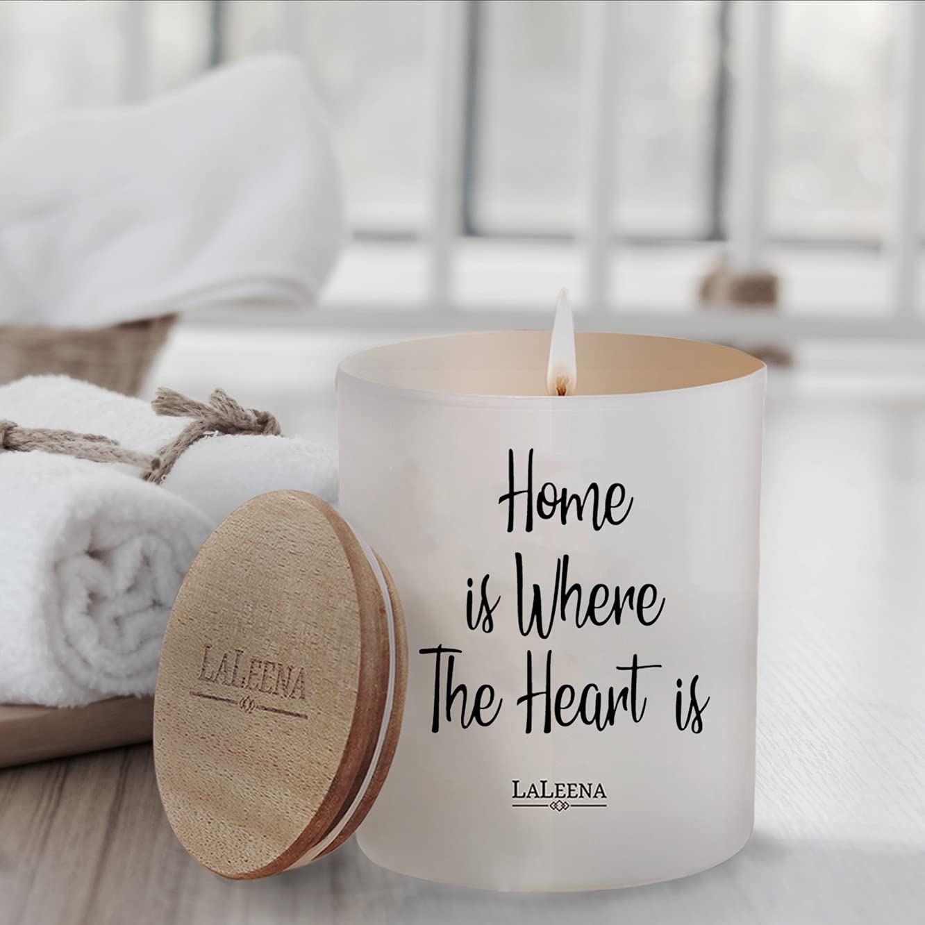 LaLeena 14 Oz. Ocean Breeze Scented Candle - 100% Organic Soy Wax & Fragrance Oil in Glass Jar - Perfect Housewarming Gift for New Home - Ideal for Relaxation, Romantic Dinners & Home Decor