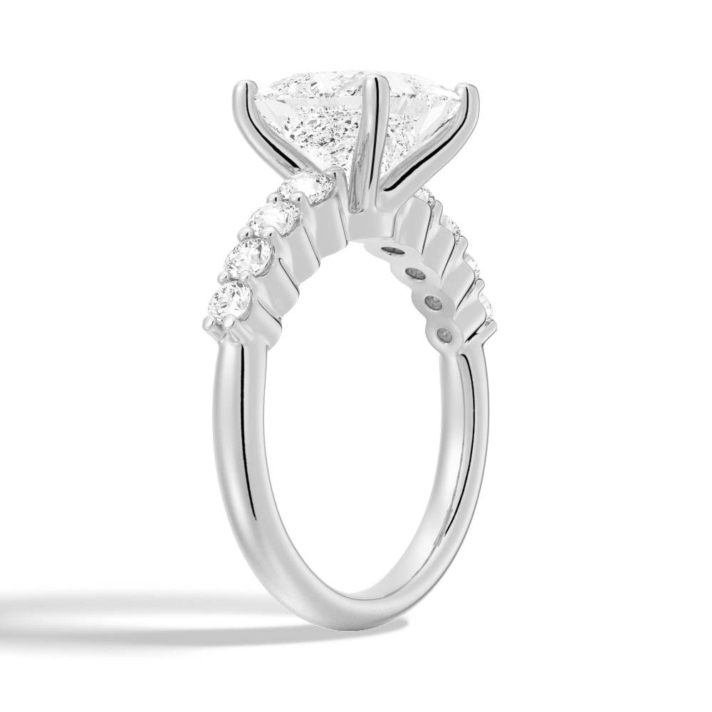 Classic Shared Prong Princess Cut Moissanite Engagement Ring - Elegant Wedding Jewelry for Proposals, Anniversaries & Bridal Gifts | Perfect for Romantic Moments & Special Occasions