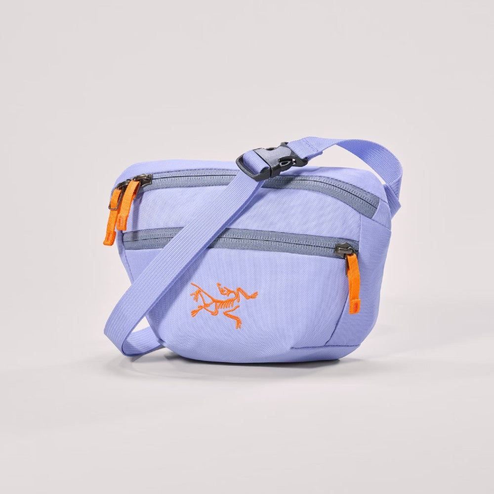 Arc'teryx Mantis 1 Waist Pack - Lightweight & Durable Fanny Pack for Hiking, Travel & Everyday Use - Water-Resistant & Adjustable Belt (Black) - Perfect for Outdoor Adventures, Gym & Commuting
