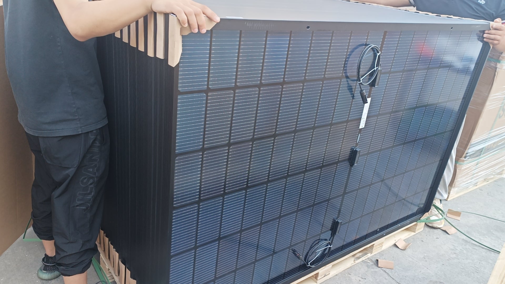 440W Bifacial Solar Panel - High Efficiency Dual Glass All Black Module (Model 2540401) for Residential & Commercial Solar Energy Systems