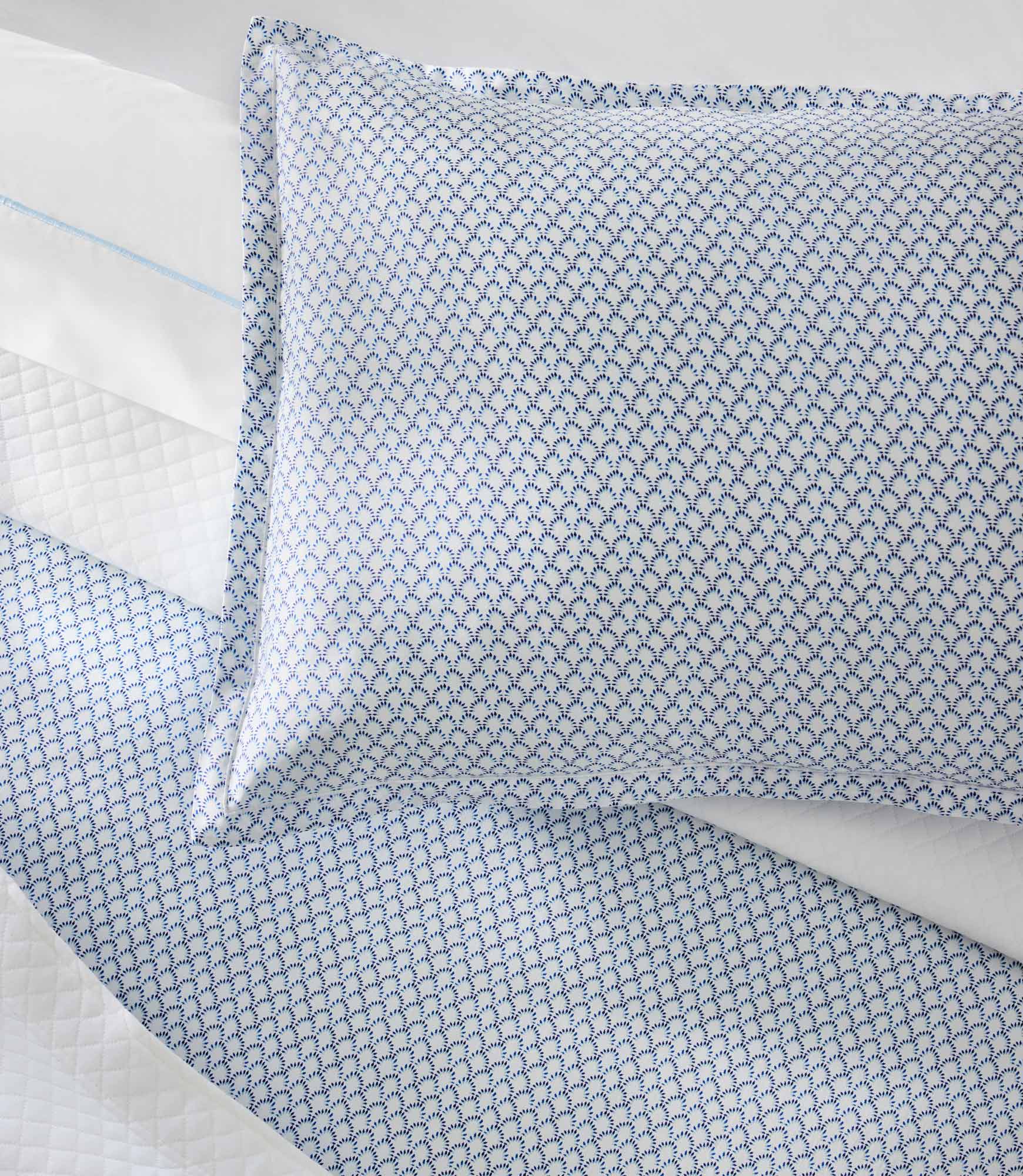 Luxury Classic Printed Duvet Cover Set - Queen Size Bedding with Pillowcases - Soft & Breathable Cotton - Perfect for Master Bedroom, Guest Room & Dorm Decor