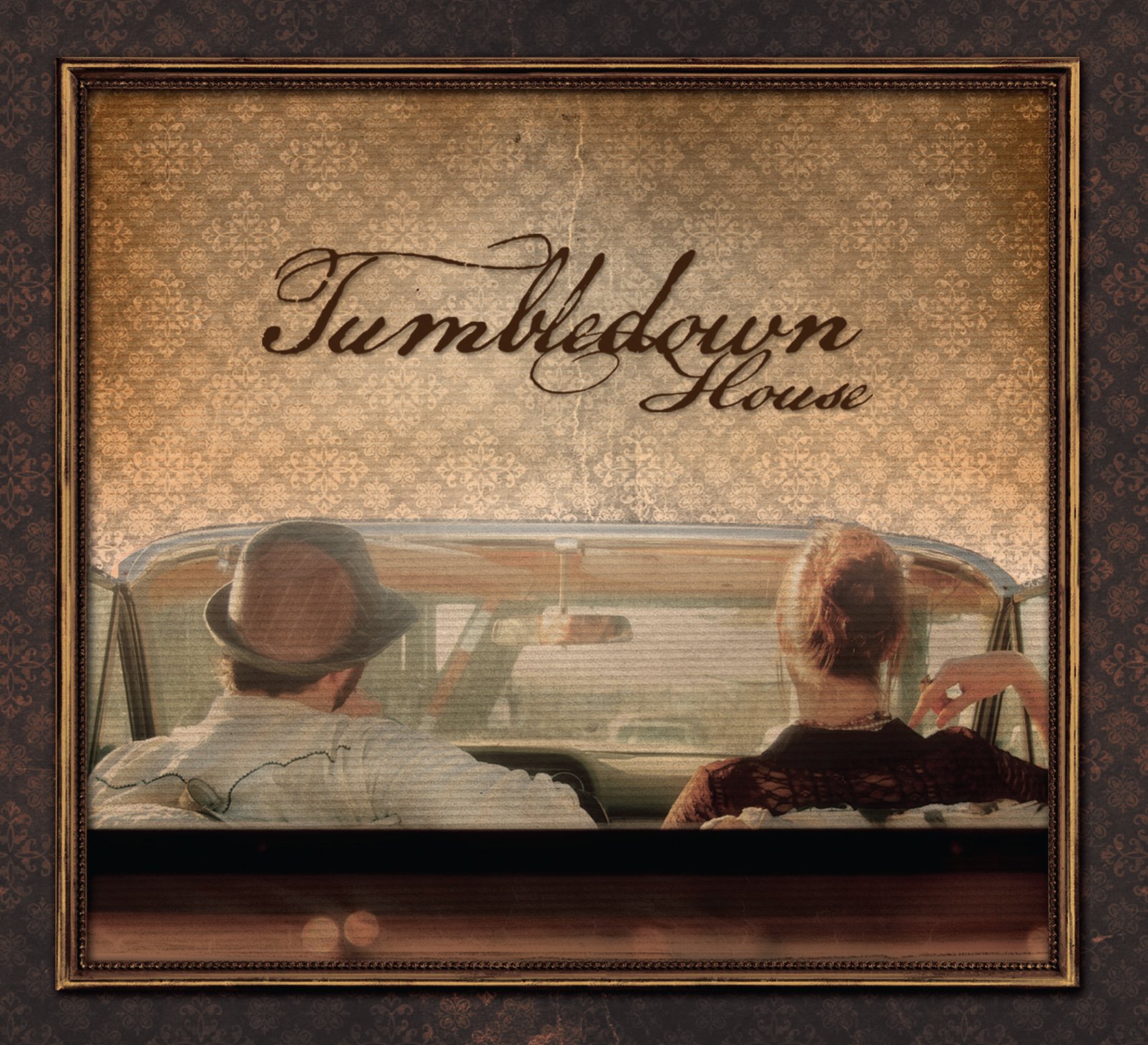 Tumbledown House - Charming Vintage Cottage for Sale | Perfect for Vacation Rentals, Romantic Getaways & Cozy Retreats