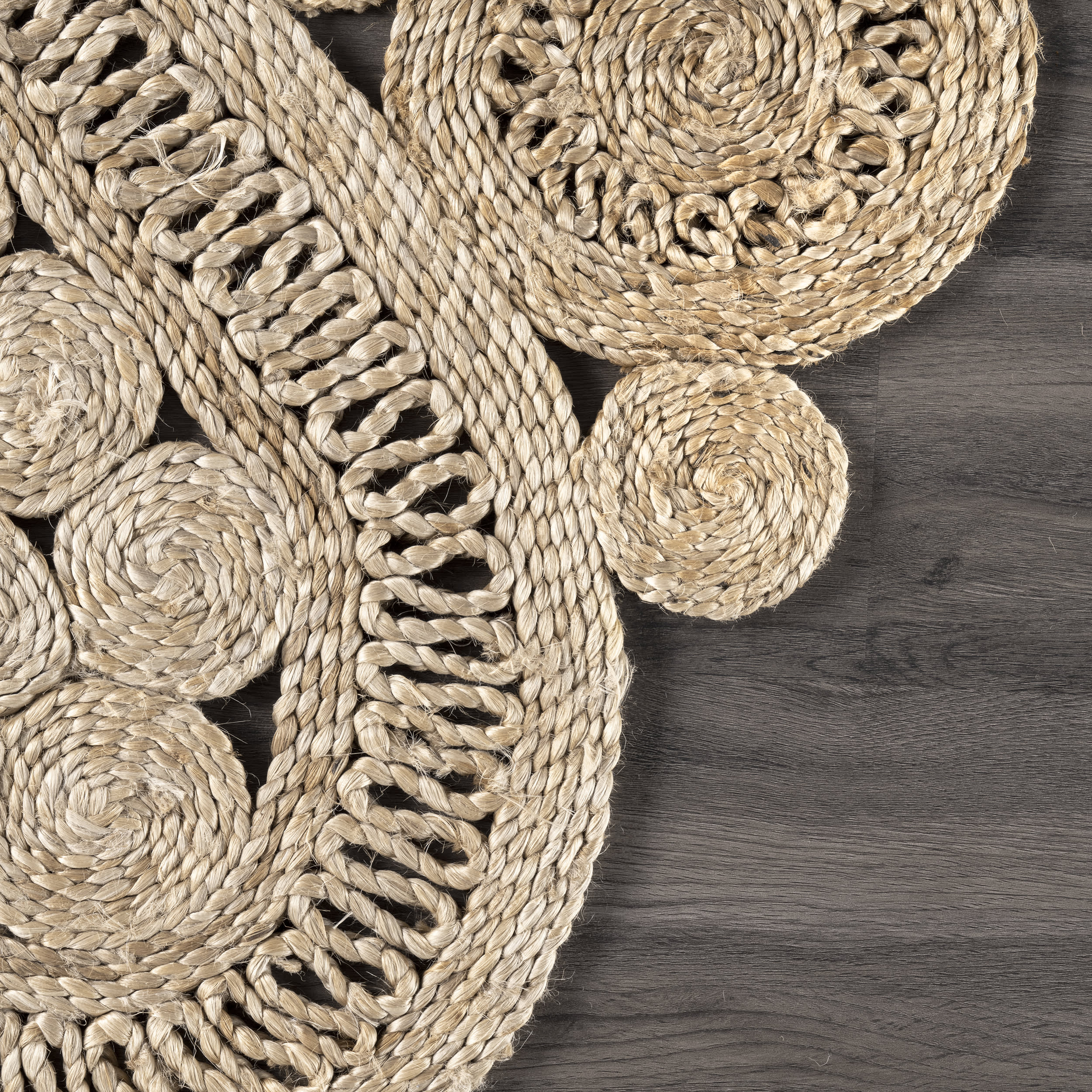 Braided Floral Blossom Rug - Handwoven Natural Jute Area Rug for Living Room, Bedroom, Nursery - Boho Home Decor & Cozy Floor Mat for Indoor Use