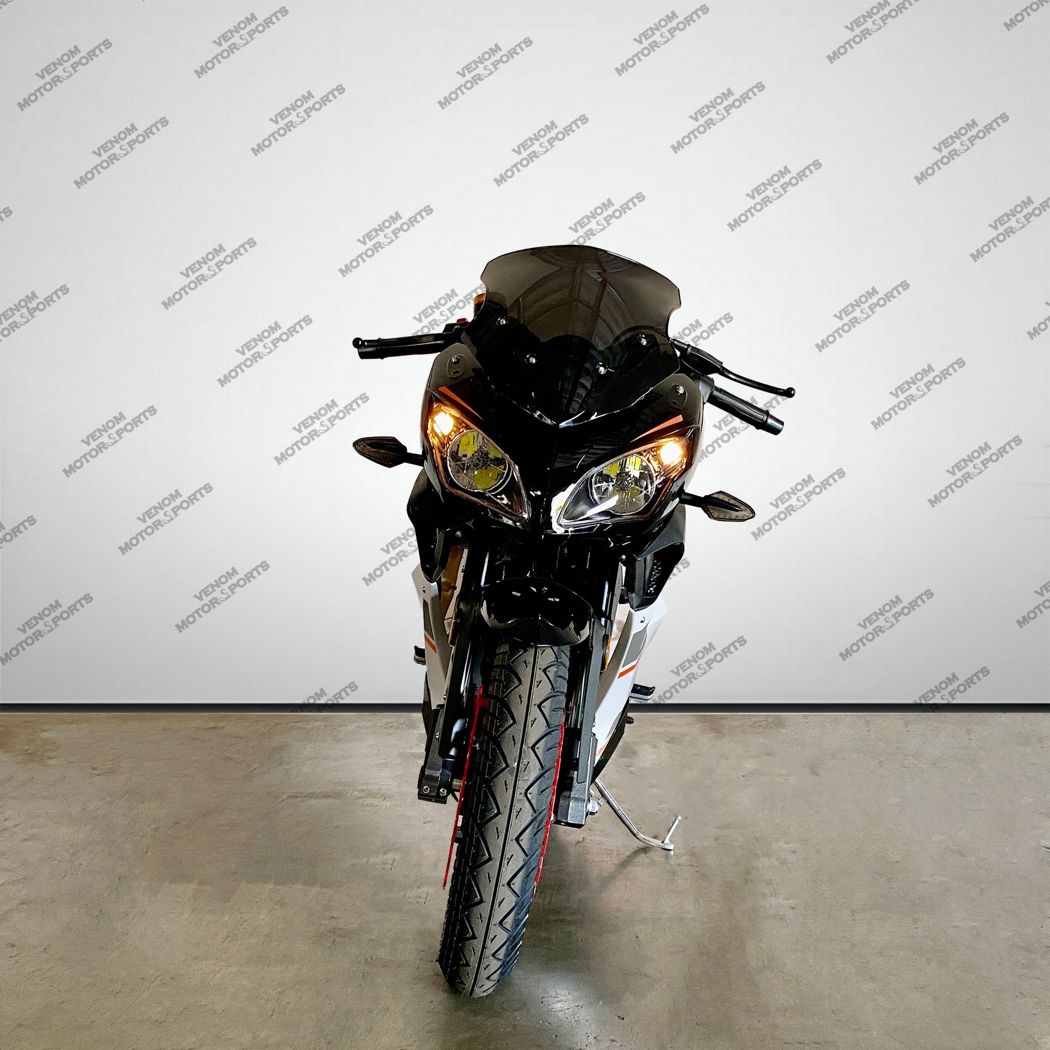 Venom X22R Ninja 250cc Motorcycle - 5-Speed Manual Street Bike for Commuting & Urban Riding