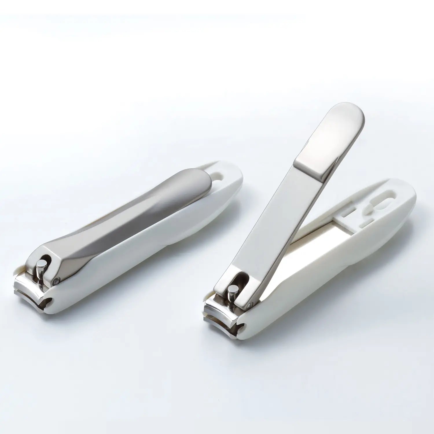 Premium Stainless Steel Nail Clippers with Catcher - Green Bell Takuminowaza Professional Grooming Tool for Home, Travel & Salon Use