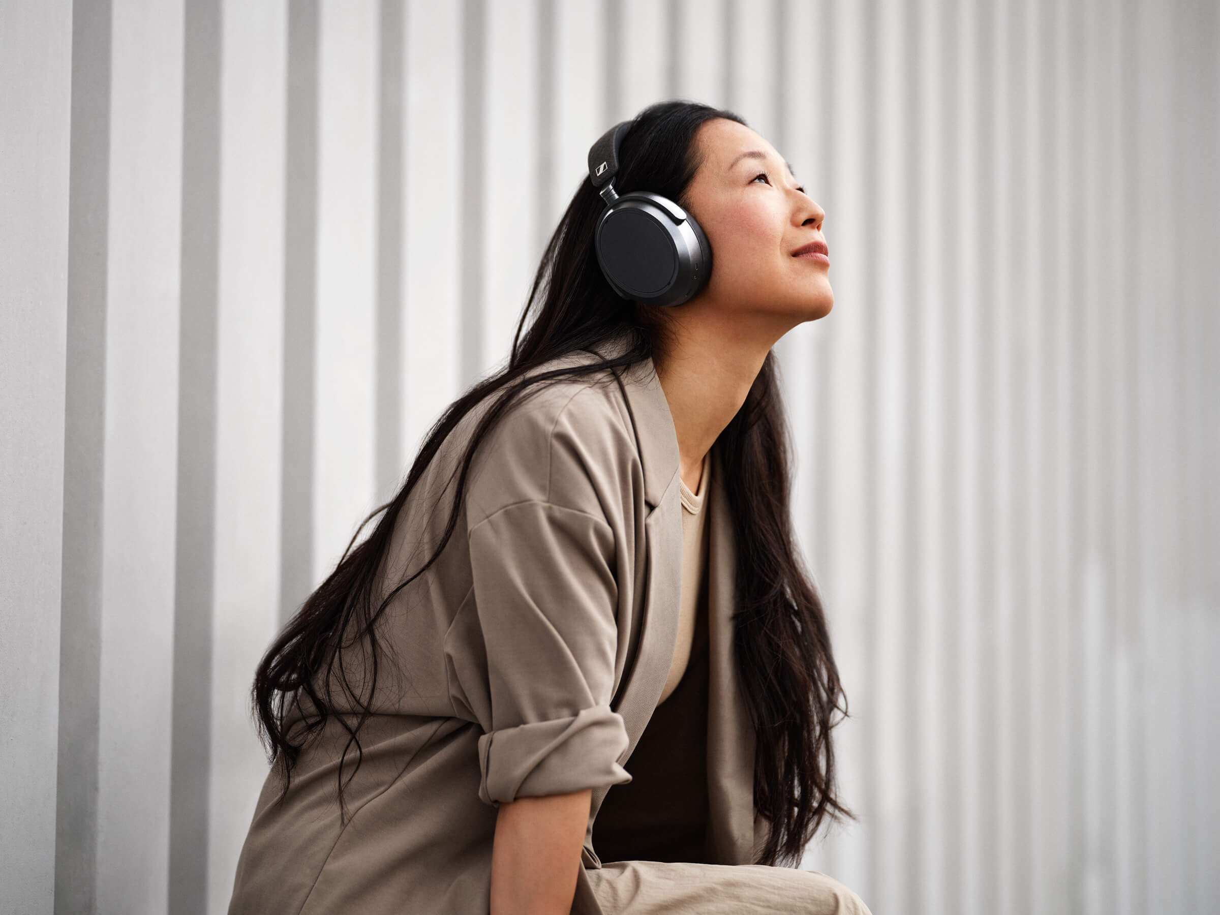 Sennheiser MOMENTUM 4 Wireless Noise Cancelling Headphones - Premium Sound, 60-Hour Battery, Bluetooth 5.2 - Perfect for Travel, Work & Music Lovers