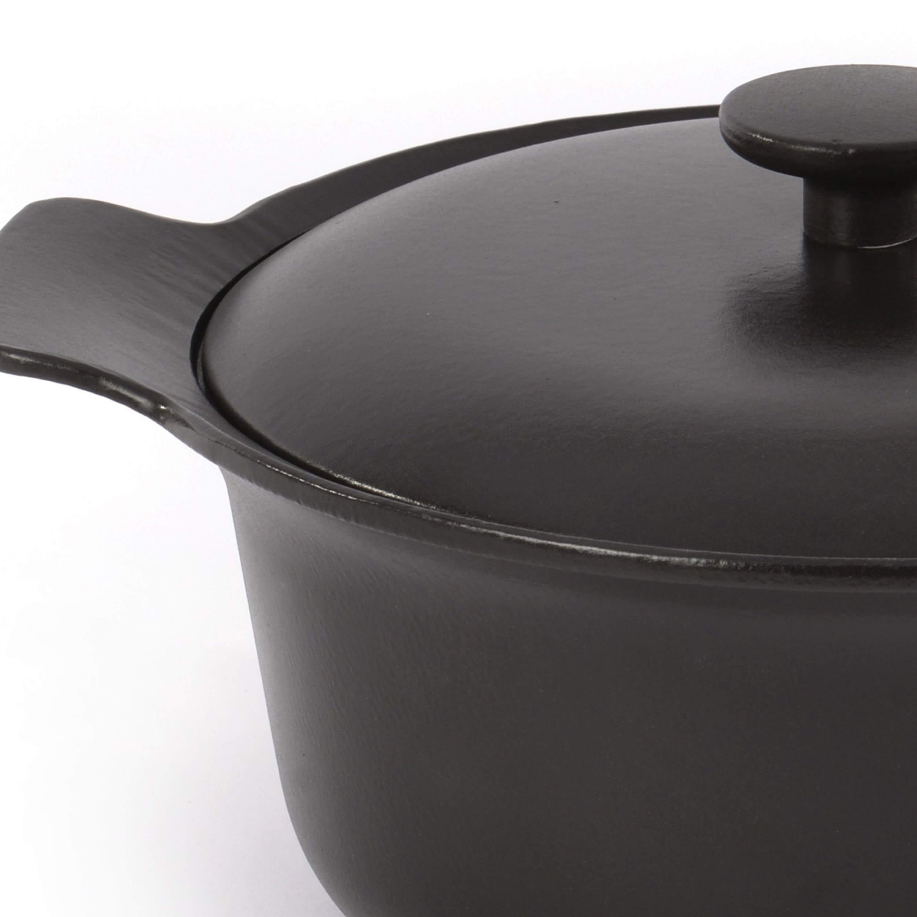 BergHOFF Ron 4-Piece Cast Iron Cookware Set - Premium Black Enameled Dutch Oven & Skillet for Braising, Frying & Baking - Perfect for Stovetop, Oven & Camping Cooking