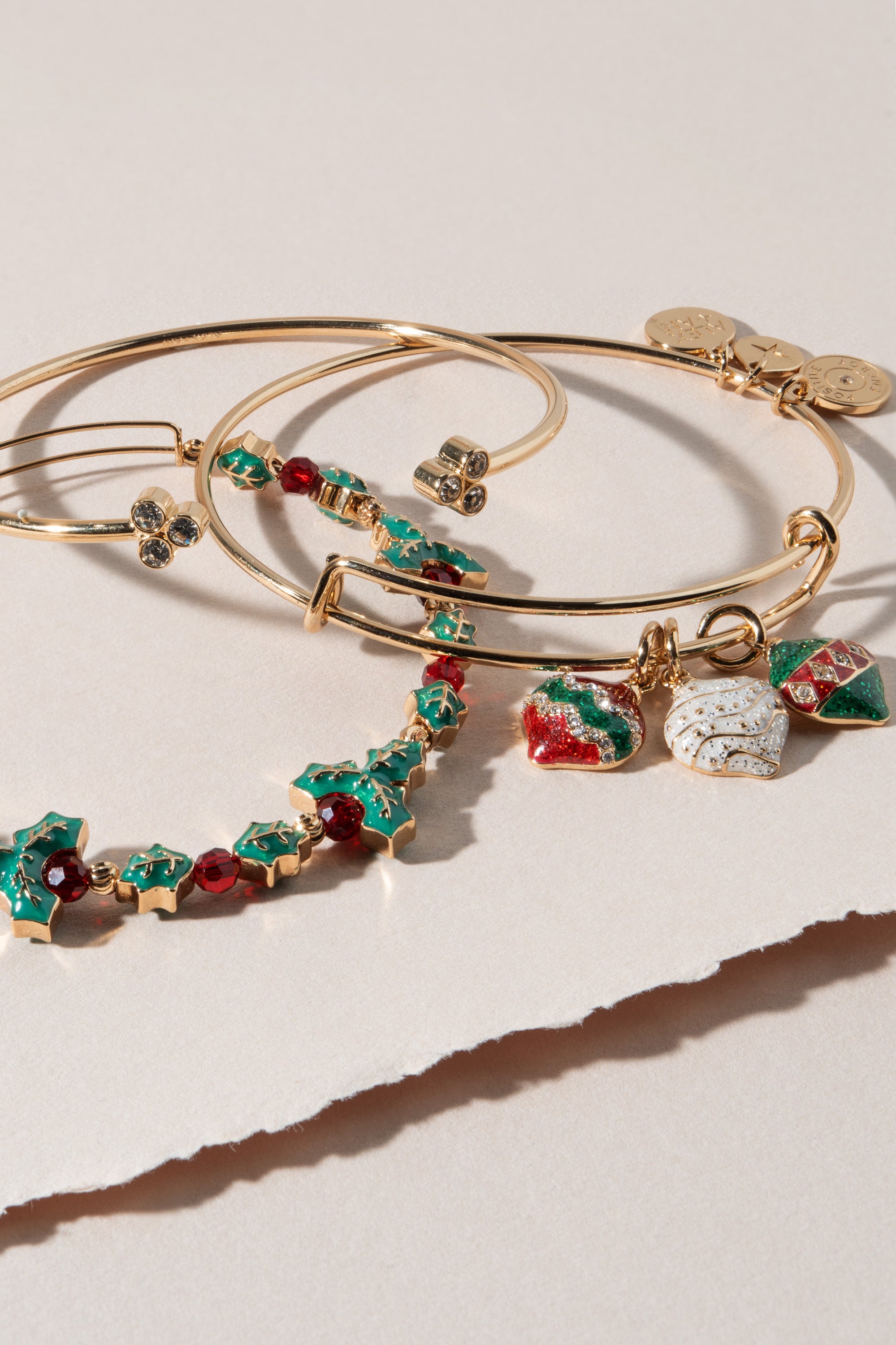 Holiday Holly Beaded Bangle Bracelet - Christmas Party Jewelry for Women - Perfect for Festive Gatherings & Gift Giving