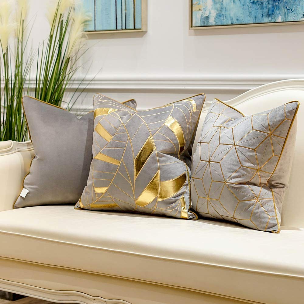 Avigers 18x18 Inch Grey & Gold Striped Cushion Cover - Luxury European Style Decorative Throw Pillow Case for Sofa, Living Room, Bedroom & Car Interior Decor | Perfect for Home Styling, Gift Giving & Cozy Comfort