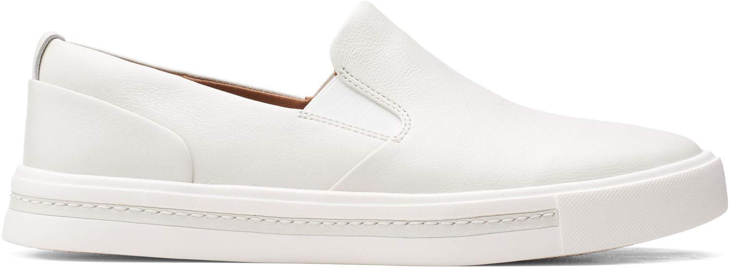 Clarks Women's Comfort Sneakers - Lightweight Walking Shoes for Women - Casual Athletic Shoes for Running, Gym & Everyday Wear