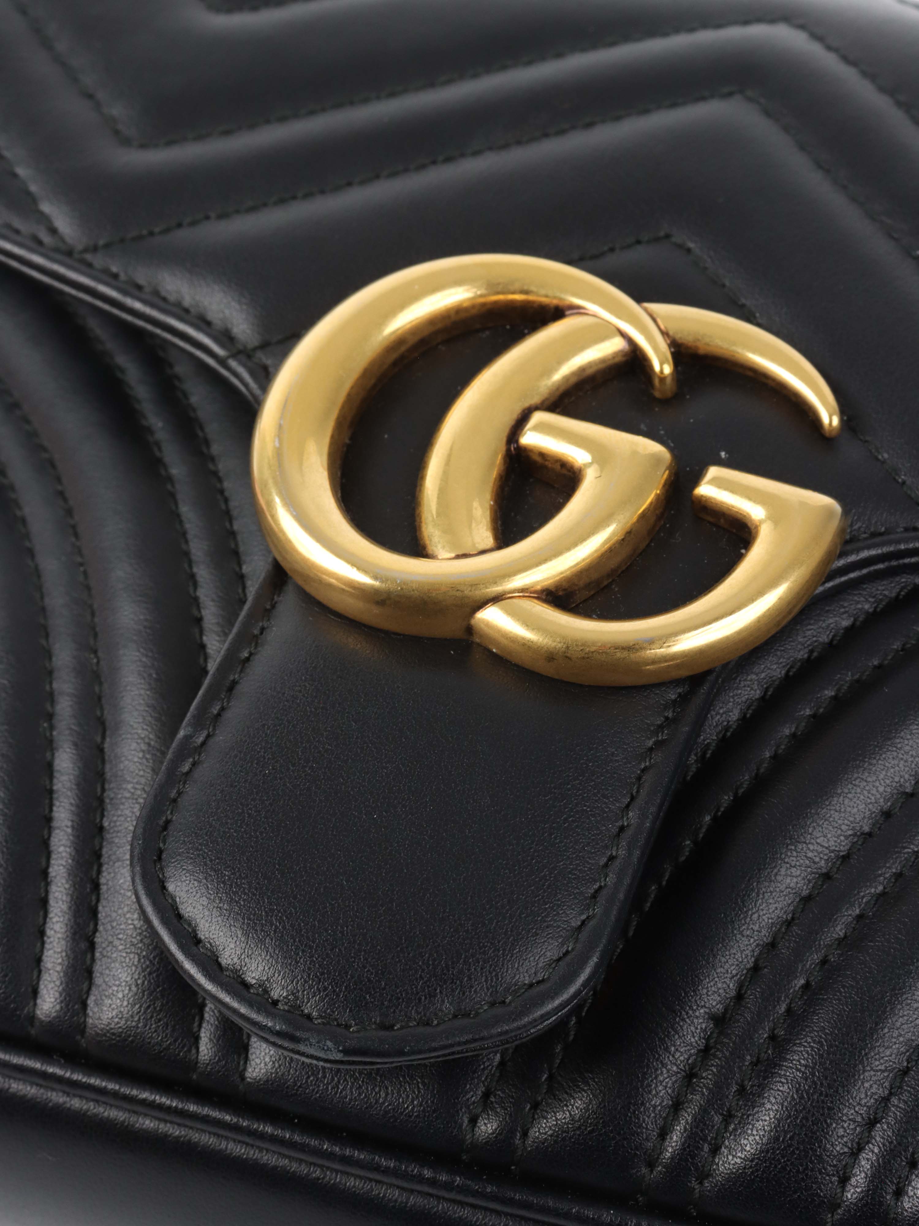 Gucci Black Small Marmont Shoulder Bag for Women - Luxury Leather Crossbody Purse with Chain Strap, Perfect for Date Night & Evening Events