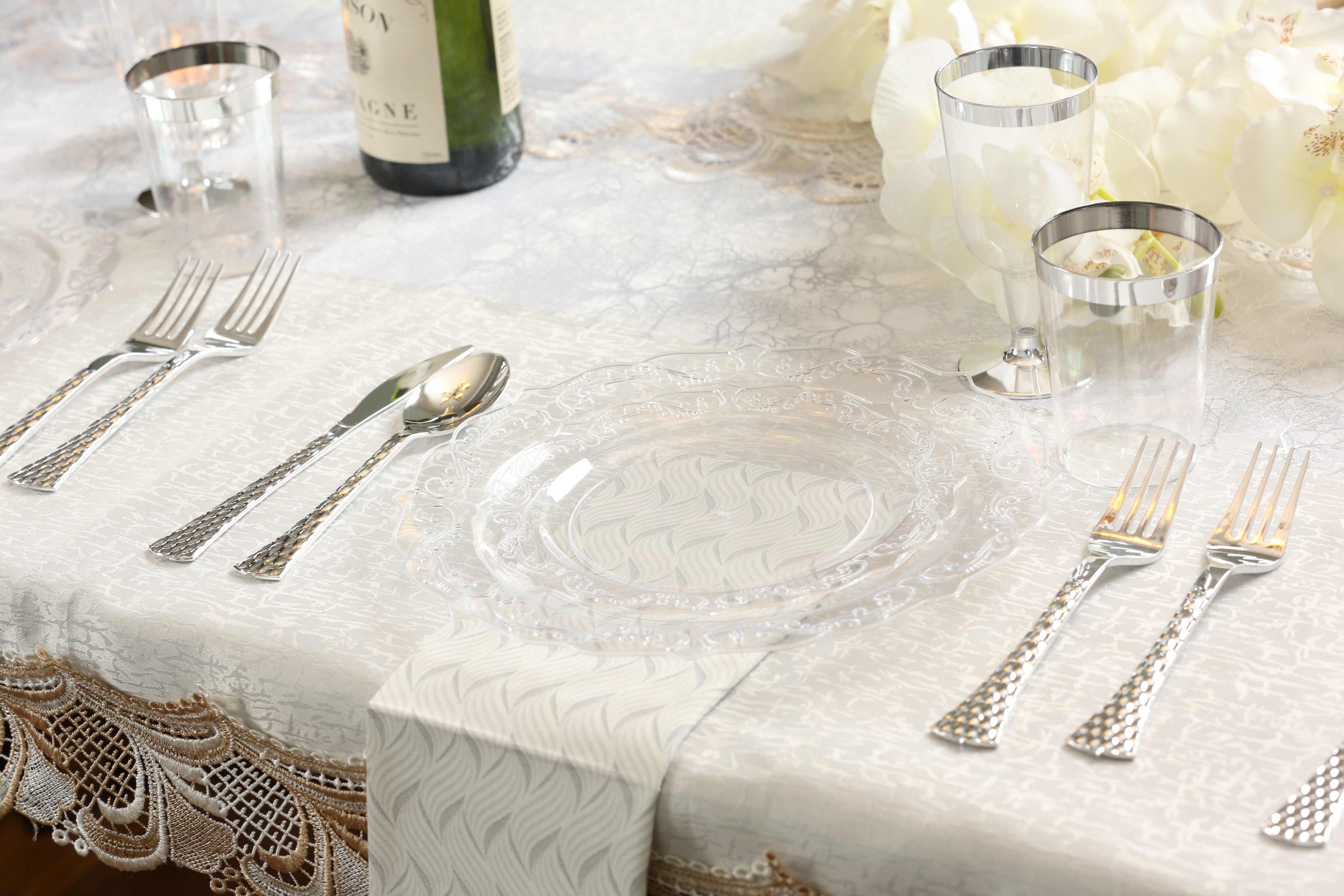 100-Piece Clear Round Plastic Dinnerware and Silverware Set (20 Servings) - Elegant & Durable Disposable Tableware for Parties, Weddings, Picnics, and Outdoor Events