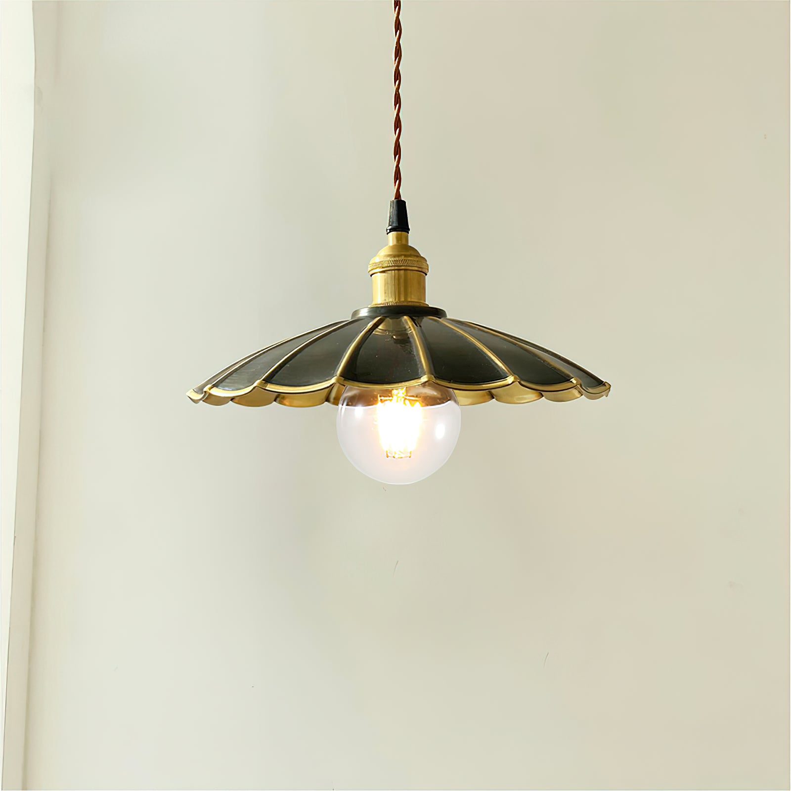 Vintage Brass Pendant Light with Glass Shade - Industrial Style Ceiling Hanging Lamp for Kitchen Island, Dining Room & Bedroom Lighting