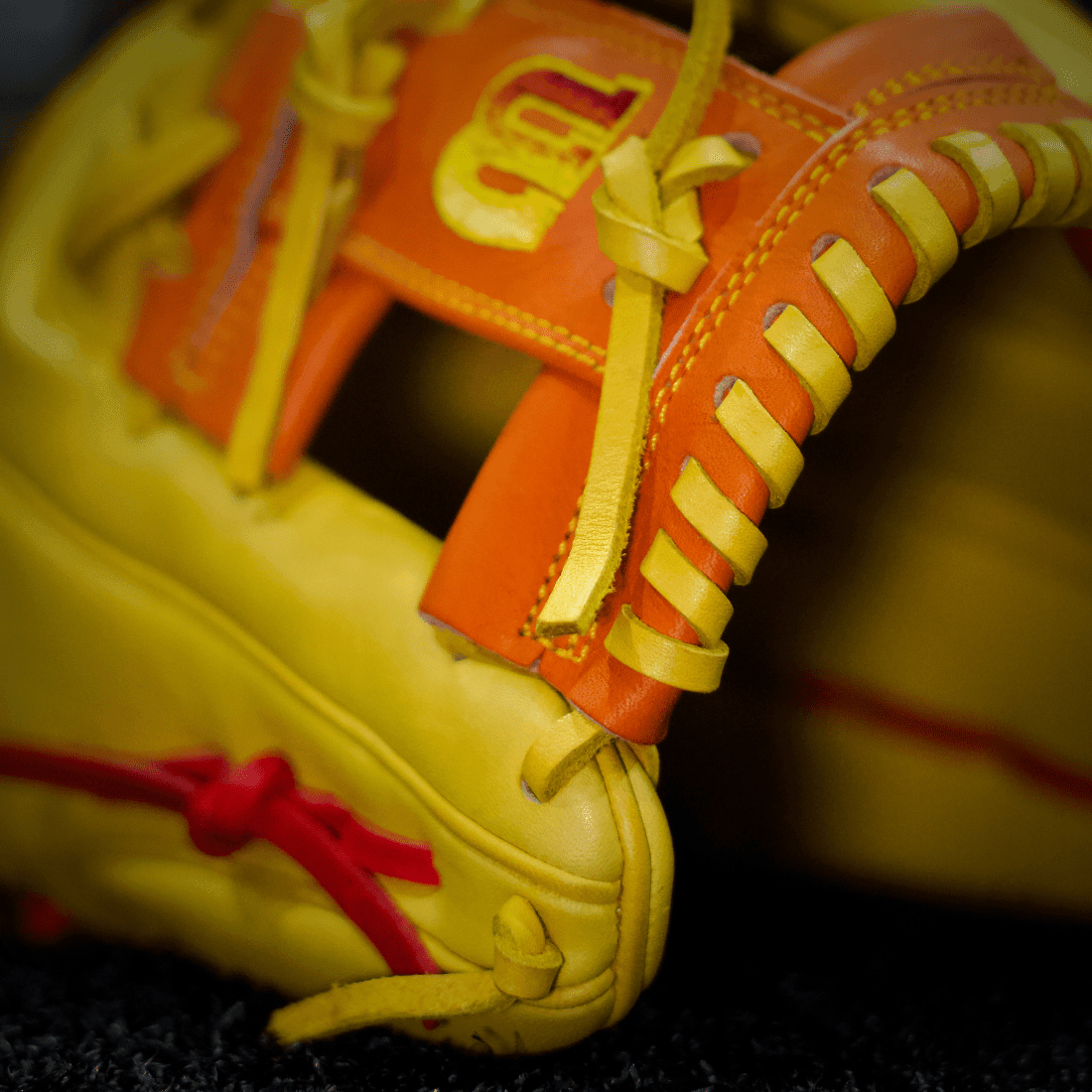 Wilson A2000 1786 Sunburst 11.5