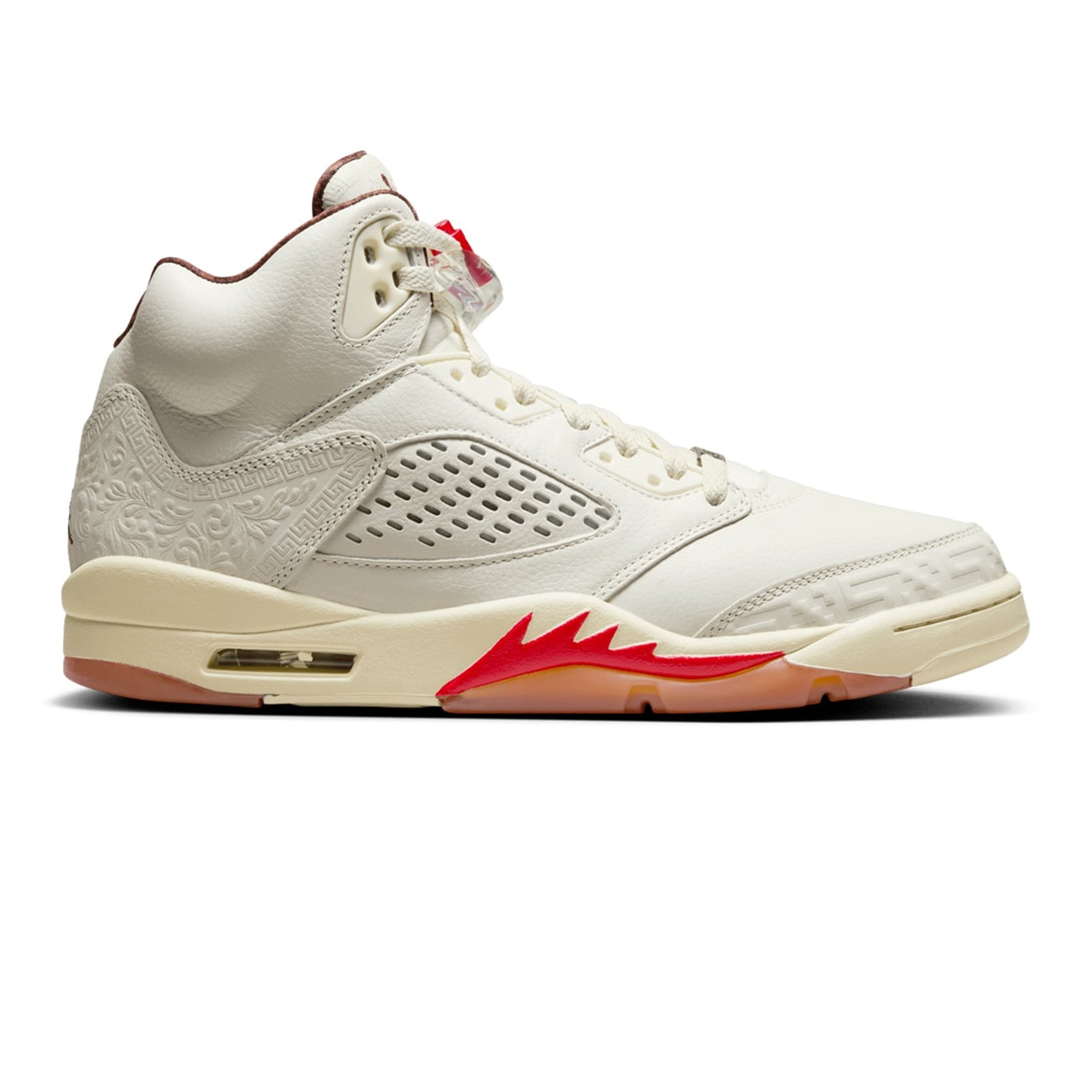 Air Jordan 5 Retro 'El Grito Sail' Basketball Shoes 2024 Edition - Authentic Nike Sneakers for Men, Streetwear & Casual Wear, Perfect for Basketball Games and Urban Fashion