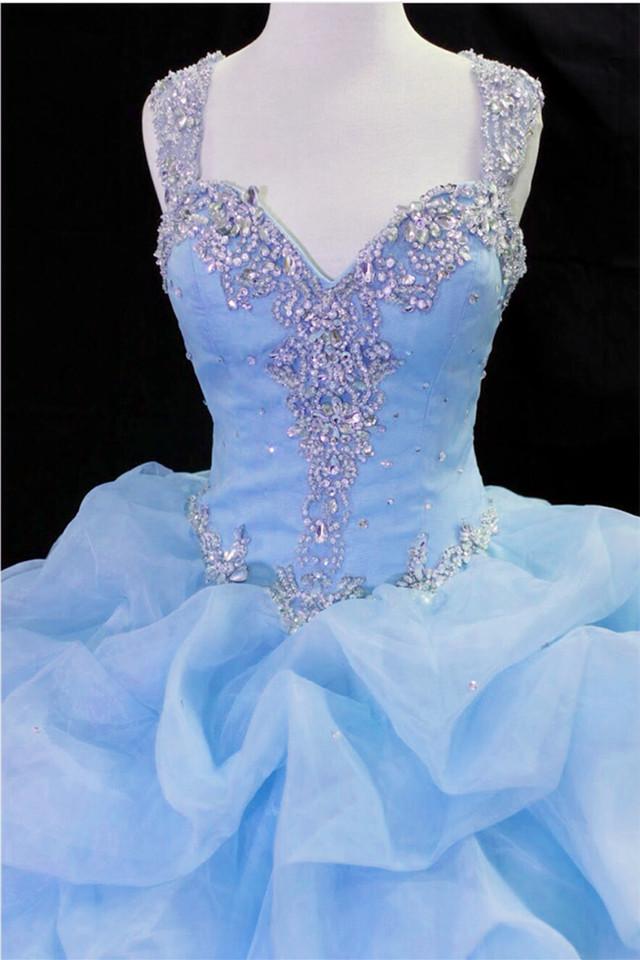 Elegant Beaded Sweetheart Organza Layered Ball Gown Quinceañera Dress with Straps - Perfect for Quinceañeras, Proms, and Formal Events