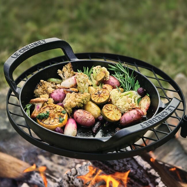 Le Creuset Alpine Outdoor Skillet 10 Inch - Enameled Cast Iron Frying Pan for Camping, Grilling & Outdoor Cooking - Perfect for Stovetop, Oven & Open Flame Use
