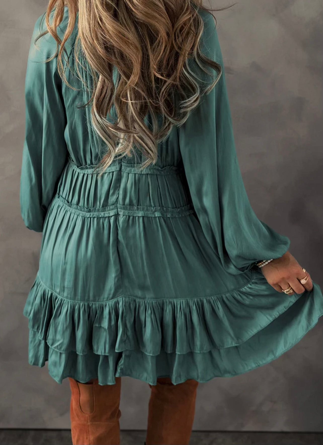 Elegant Mint Green Satin Tiered Puff Sleeve Party Dress for Women - Perfect for Weddings, Cocktail Parties & Special Occasions