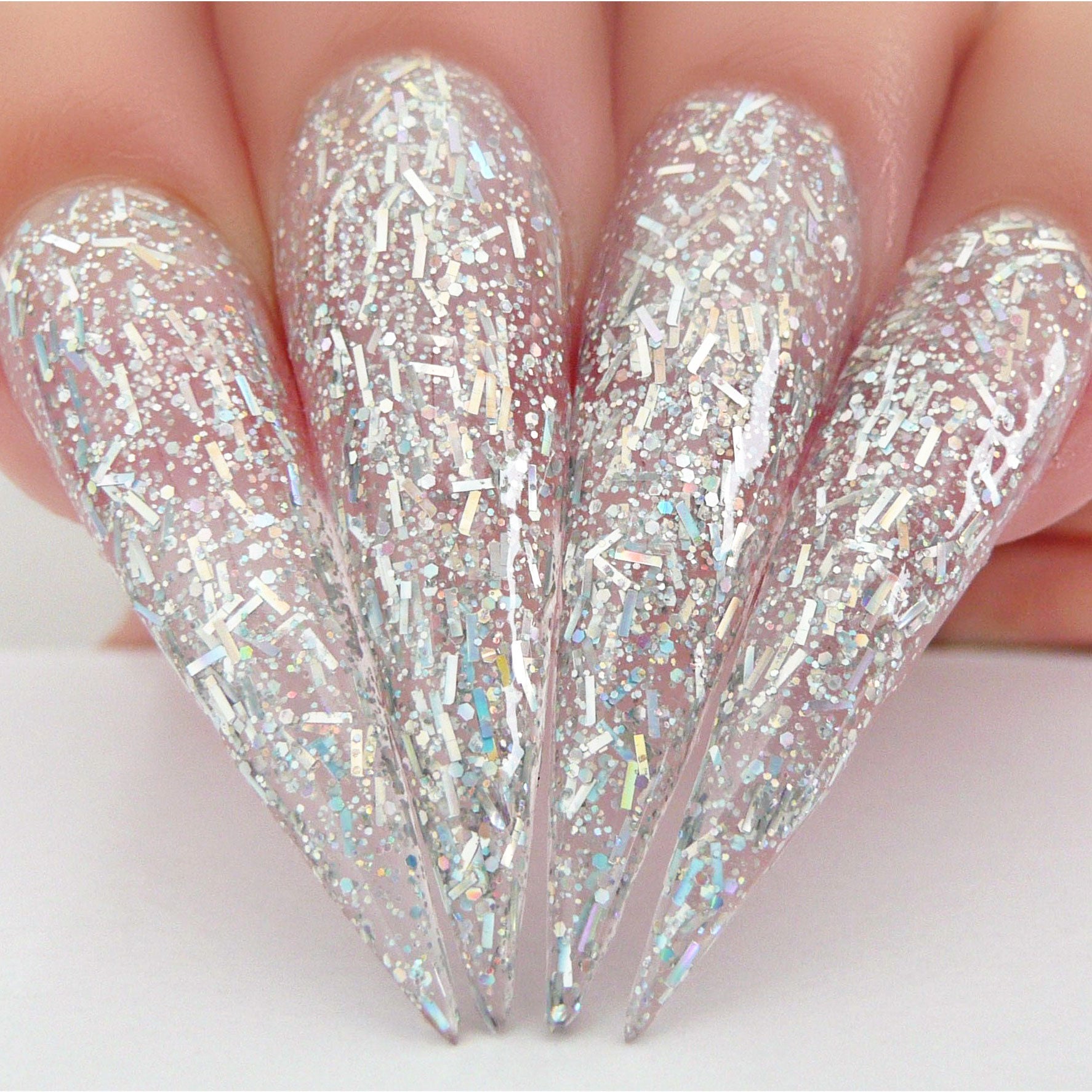 N630 Shooting Star Nail Lacquer - Long-Lasting Glitter Nail Polish for Women, Perfect for Parties, Weddings & Special Occasions