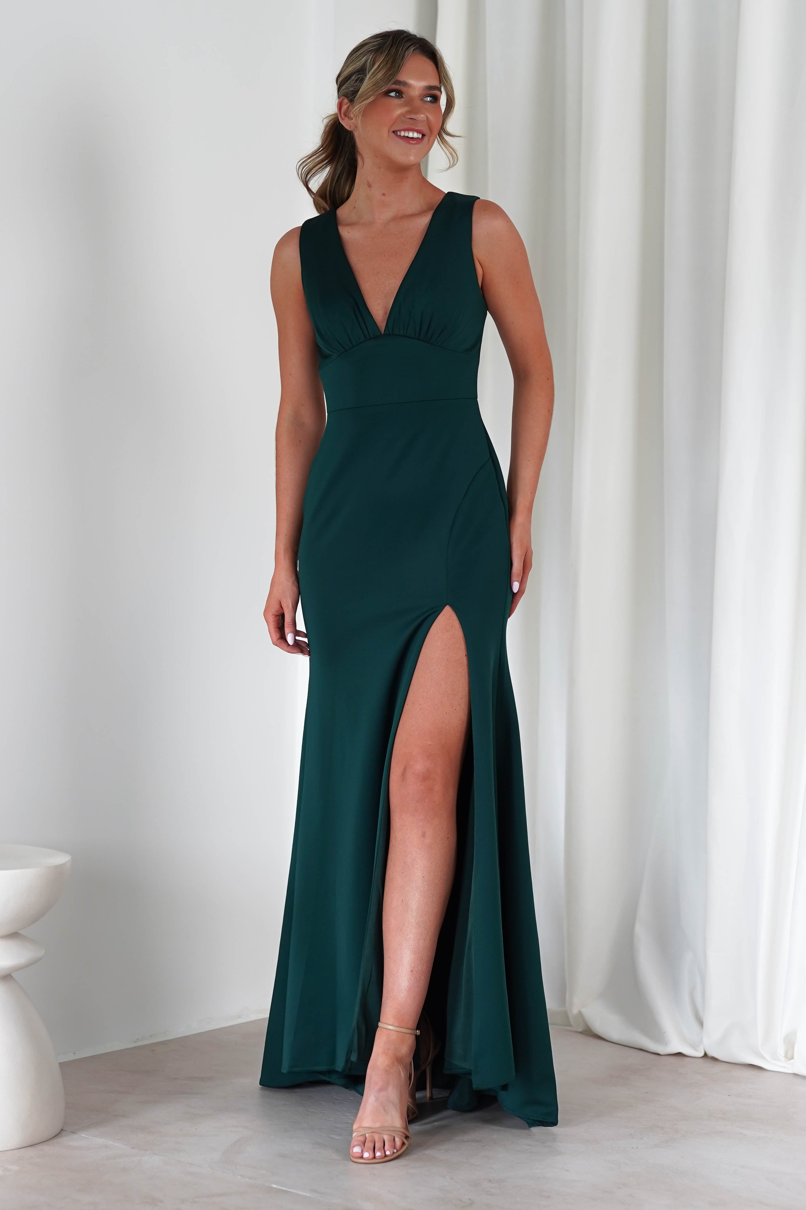 Kleo Bodycon Gown - Elegant Dark Green Slim Fit Evening Dress for Women | Perfect for Cocktail Parties, Date Nights & Formal Events