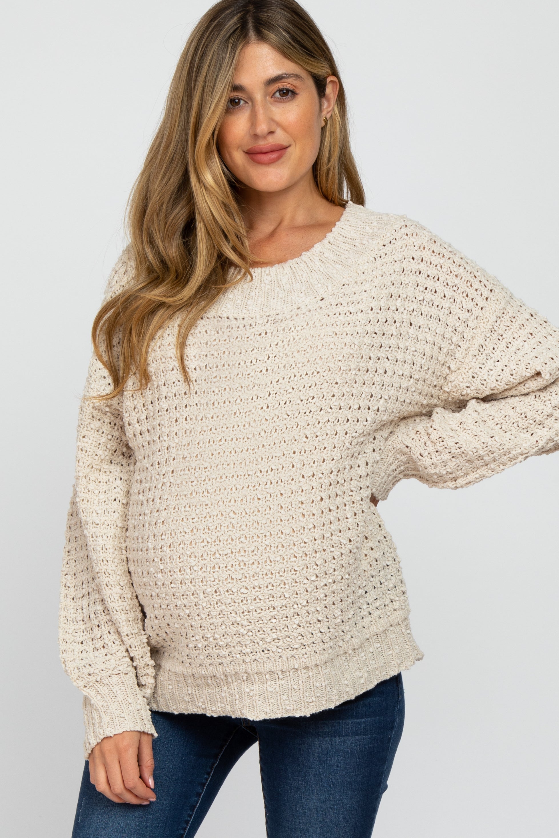 Cozy Beige Chunky Knit Maternity Sweater for Pregnancy - Soft Oversized Cardigan for Moms-to-Be, Perfect for Casual Wear, Baby Shower & Maternity Photos