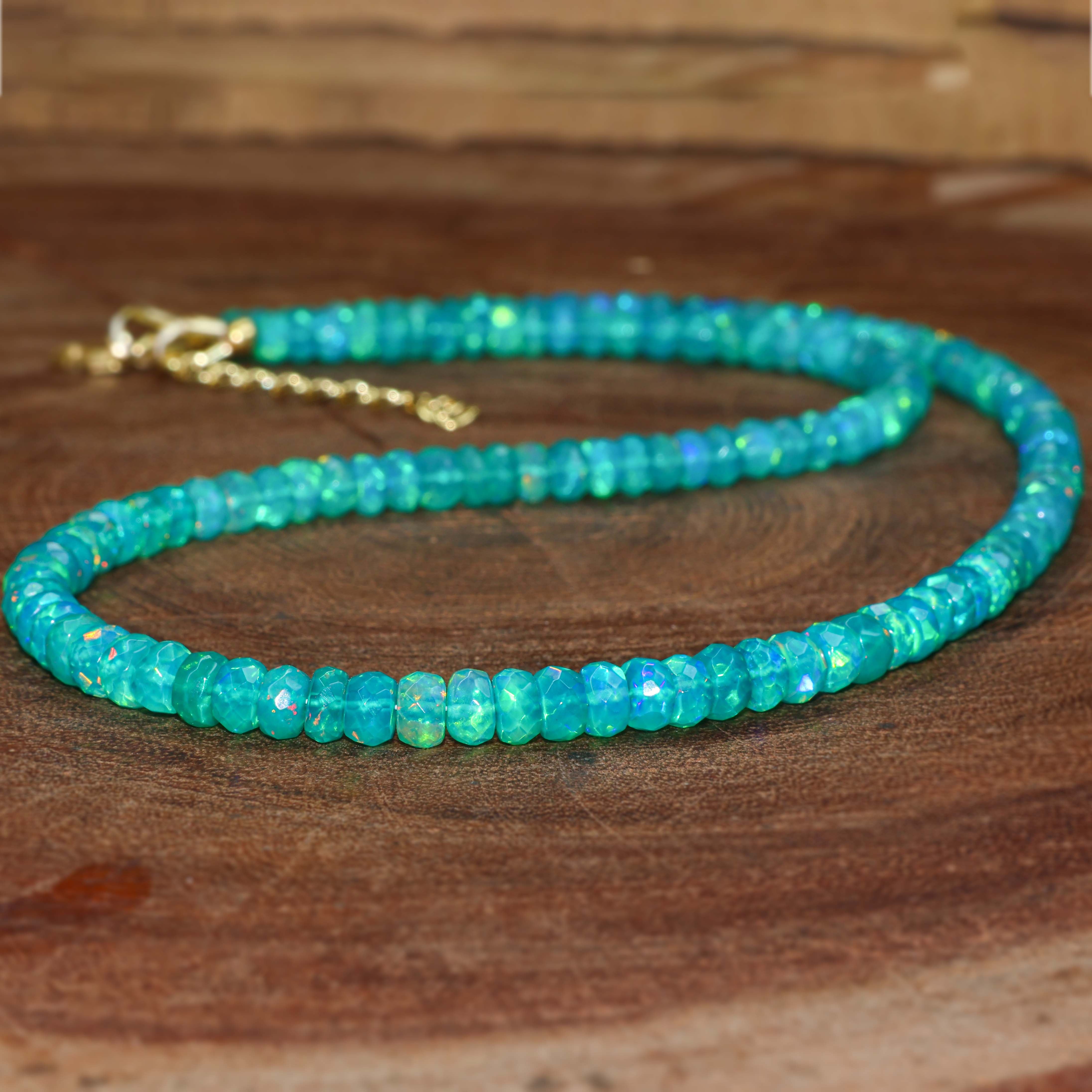 Stunning Green Opal Necklace for Women – Elegant Gemstone Jewelry Gift for Birthday, Anniversary & Special Occasions